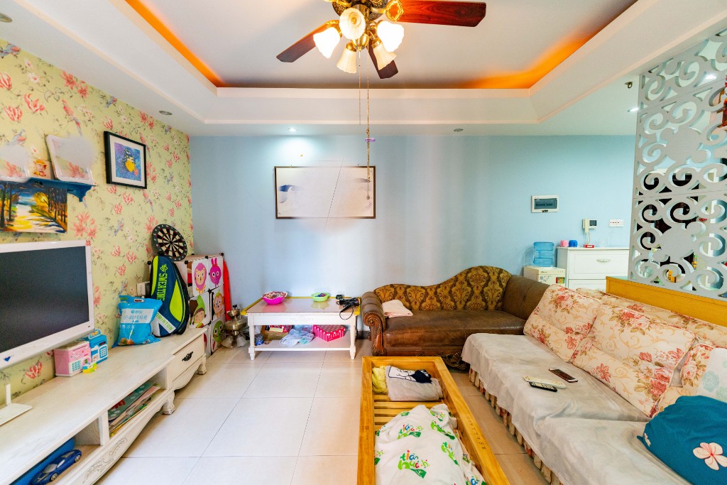 水岸天际（一期、二期）  2室2厅2卫    76.0万室内图1