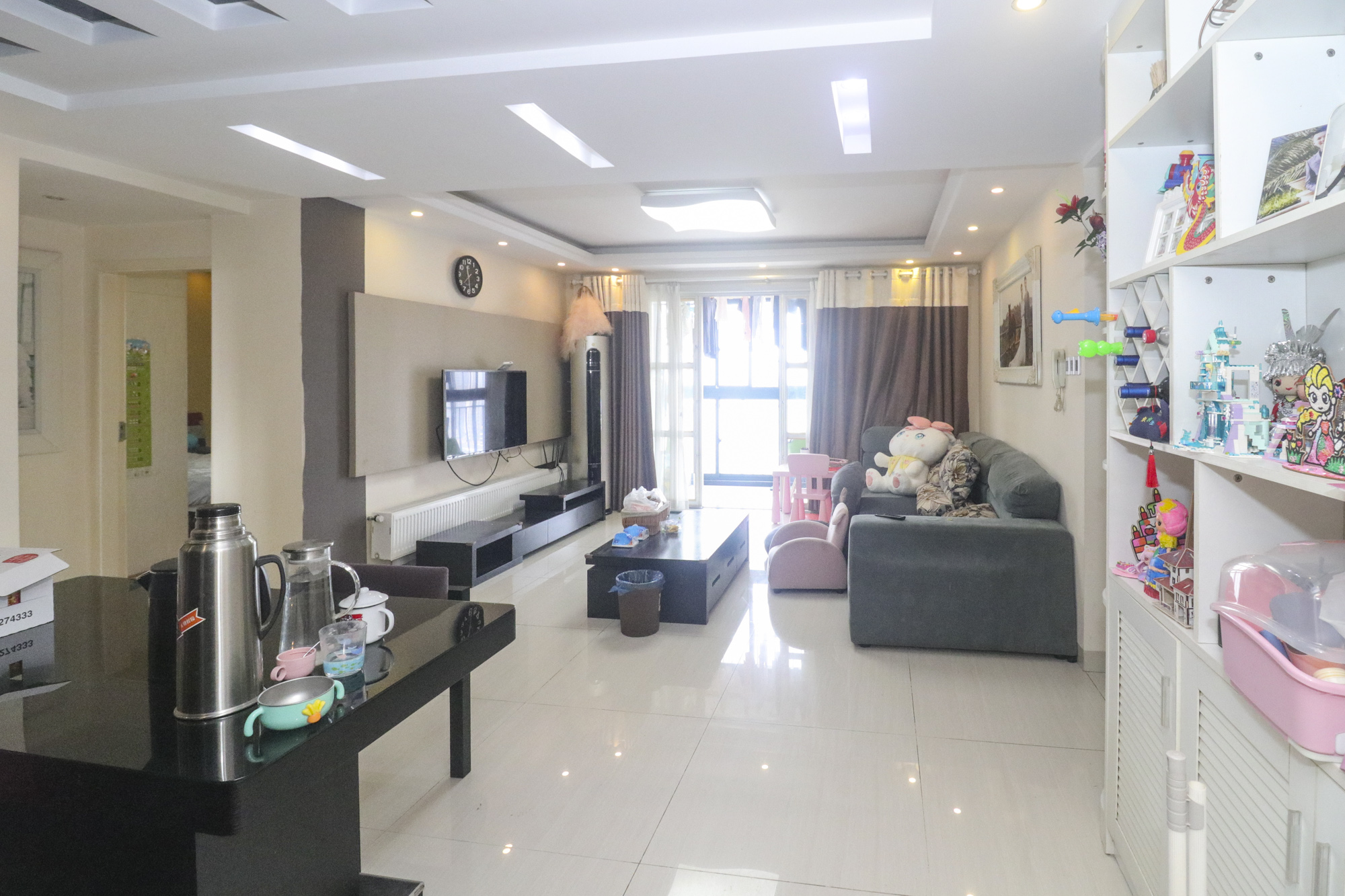 诚兴园  3室2厅1卫    97.0万 诚兴园  3室2厅1卫    97.0万客厅