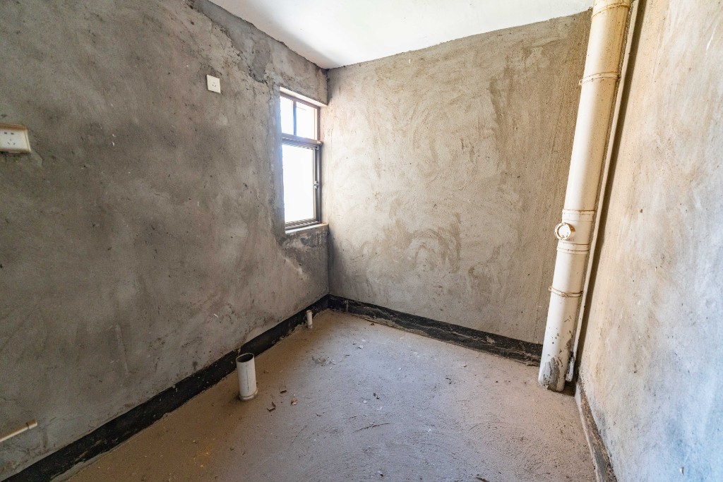 中天瑞景 3室2厅 135.00万其他