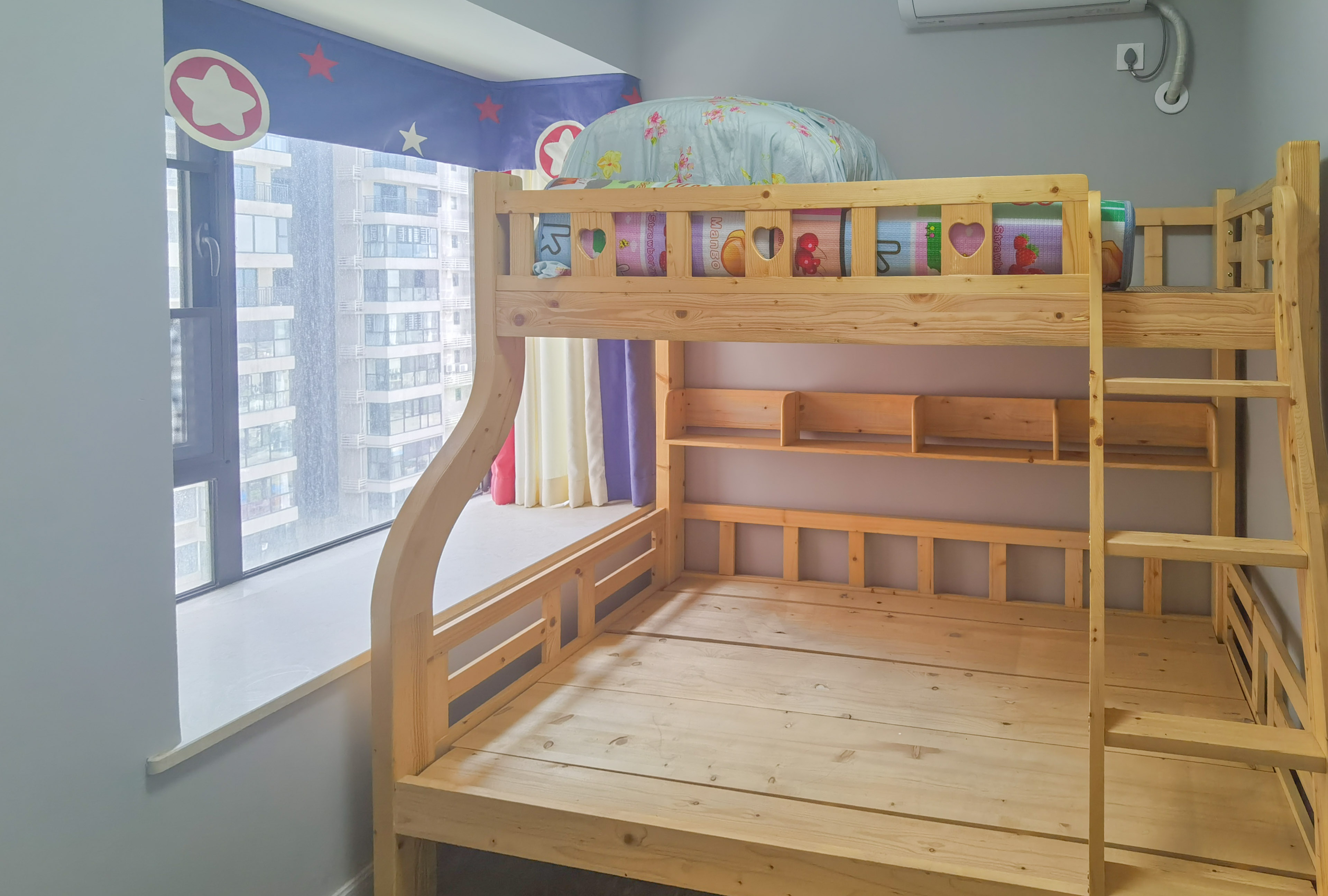 蓝溪谷 3室2厅1卫 76.0万 蓝溪谷 3室2厅1卫 76.0万客厅