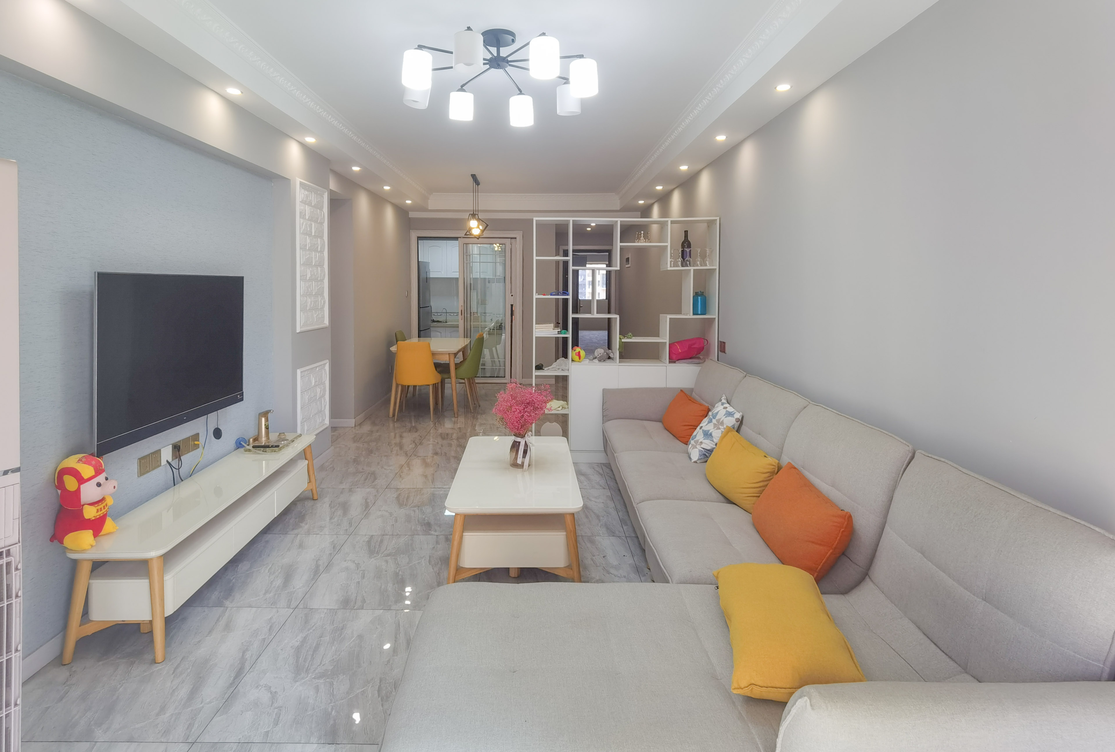 蓝溪谷 3室2厅1卫 76.0万 蓝溪谷 3室2厅1卫 76.0万小区图