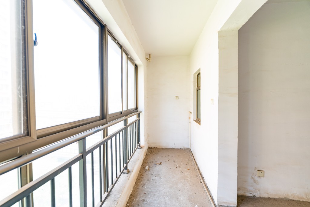 中天瑞景 3室2厅 135.00万其他