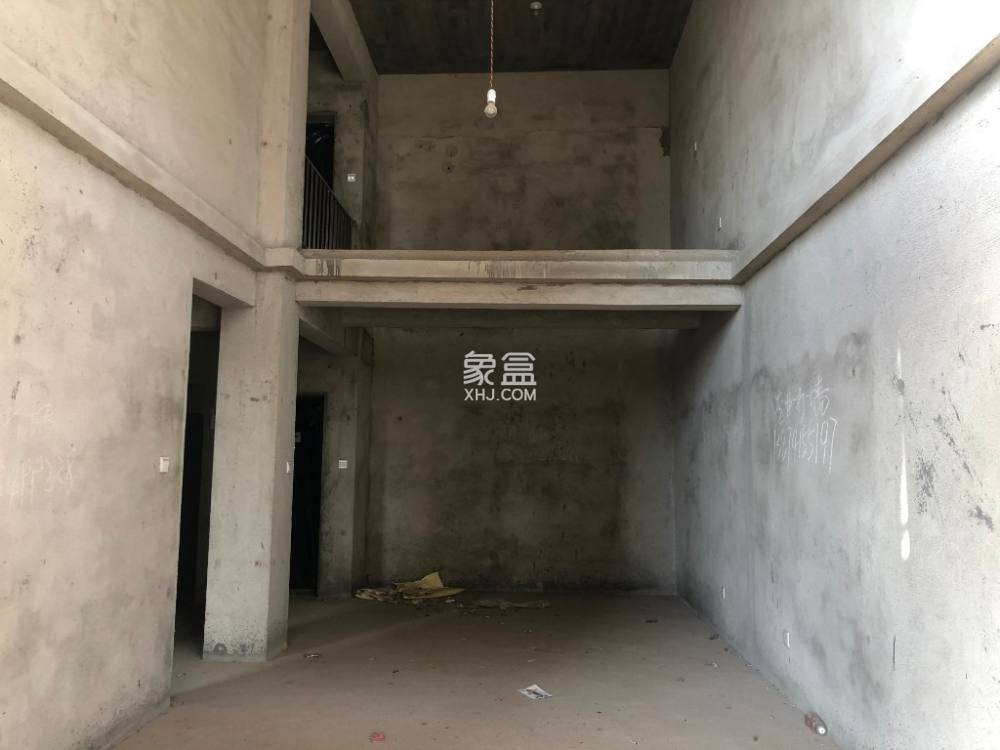 荷塘观邸  4室2厅1卫    63.0万