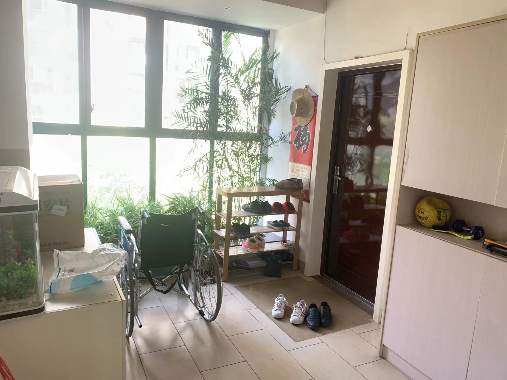 共和城 3室2厅2卫 85.0万 共和城 3室2厅2卫 85.0万客厅