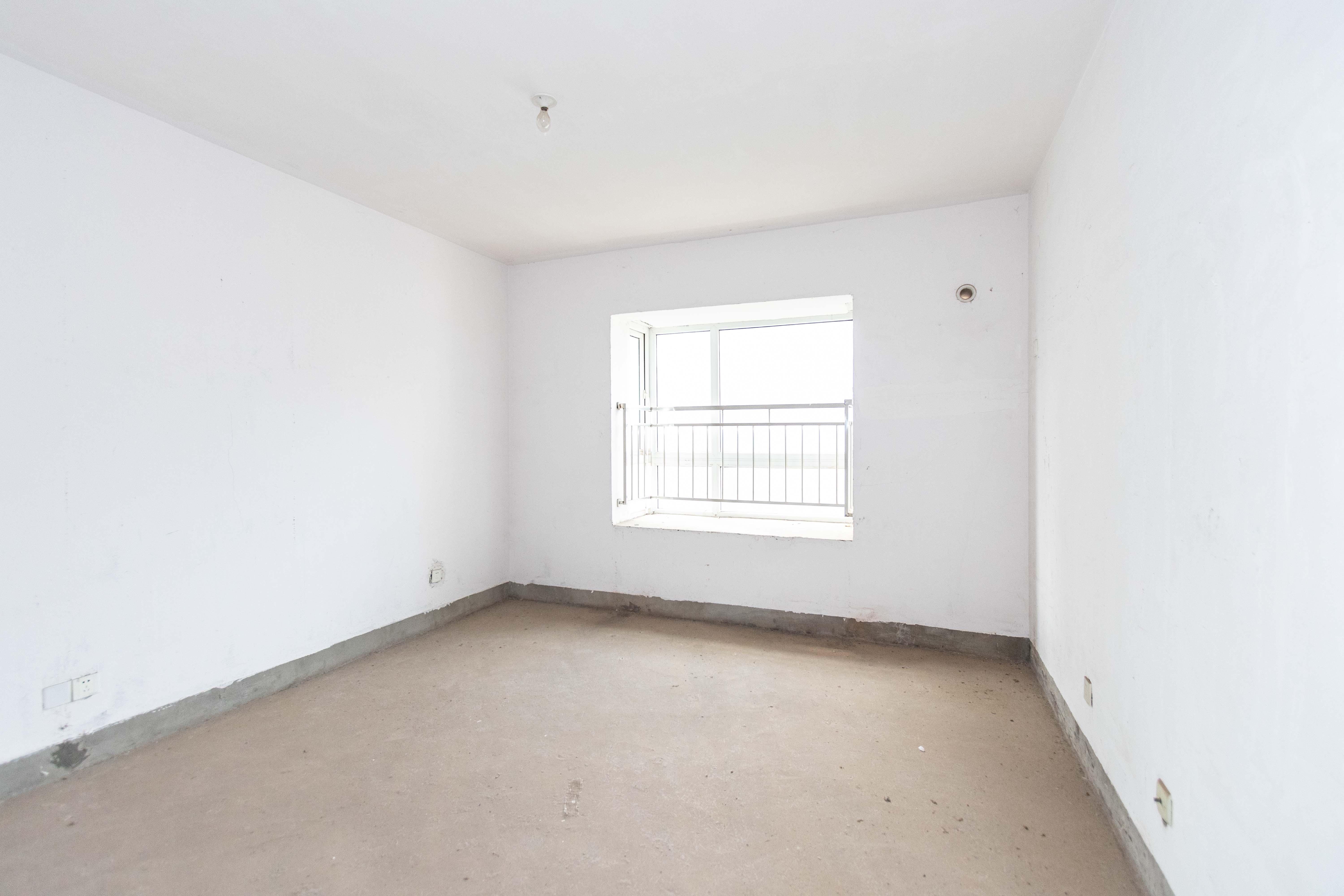 鑫天山城明珠 4室2厅1卫 83.0万 鑫天山城明珠 4室2厅1卫 83.0万其他