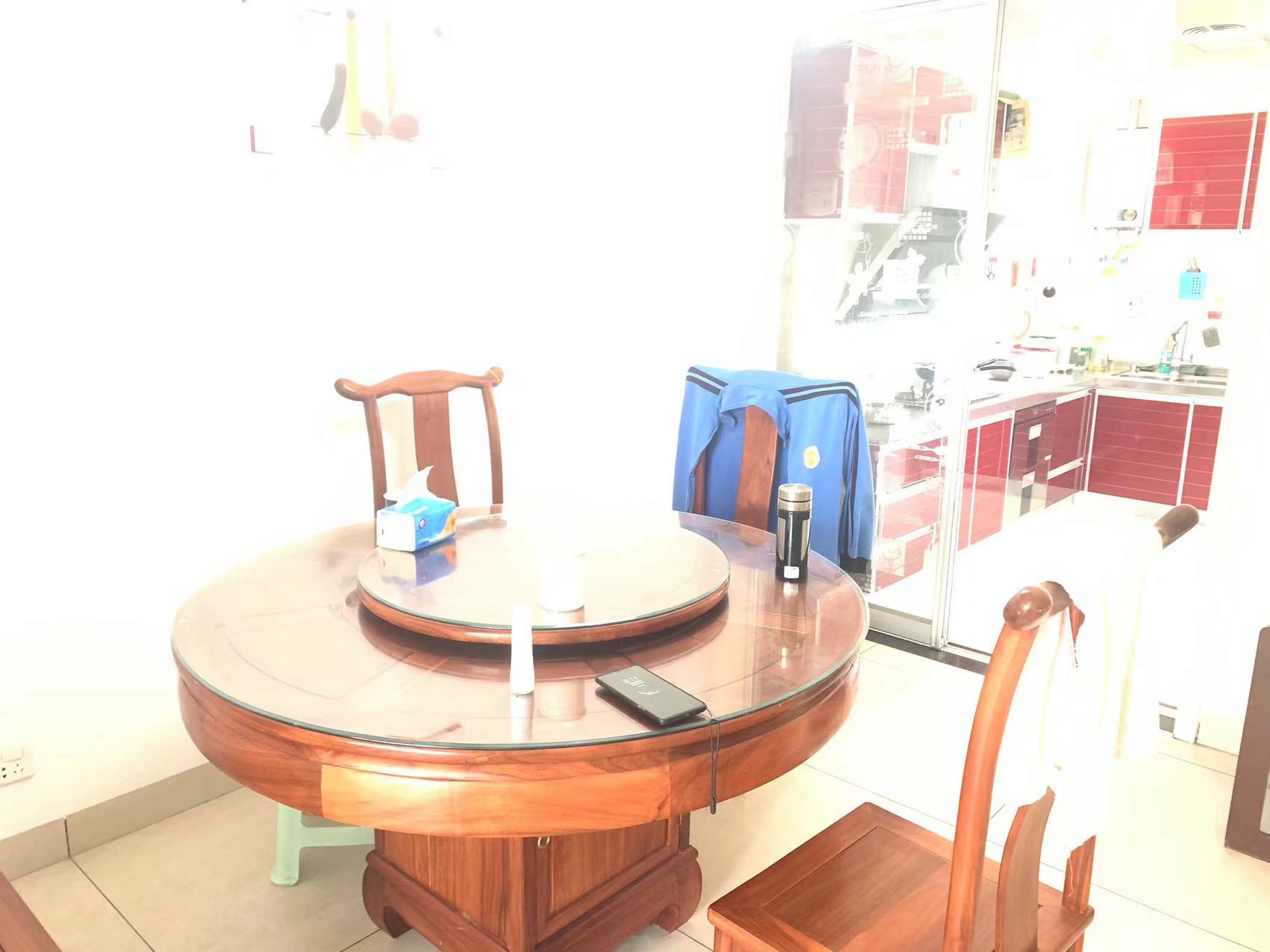 共和城 3室2厅2卫 85.0万 共和城 3室2厅2卫 85.0万客厅