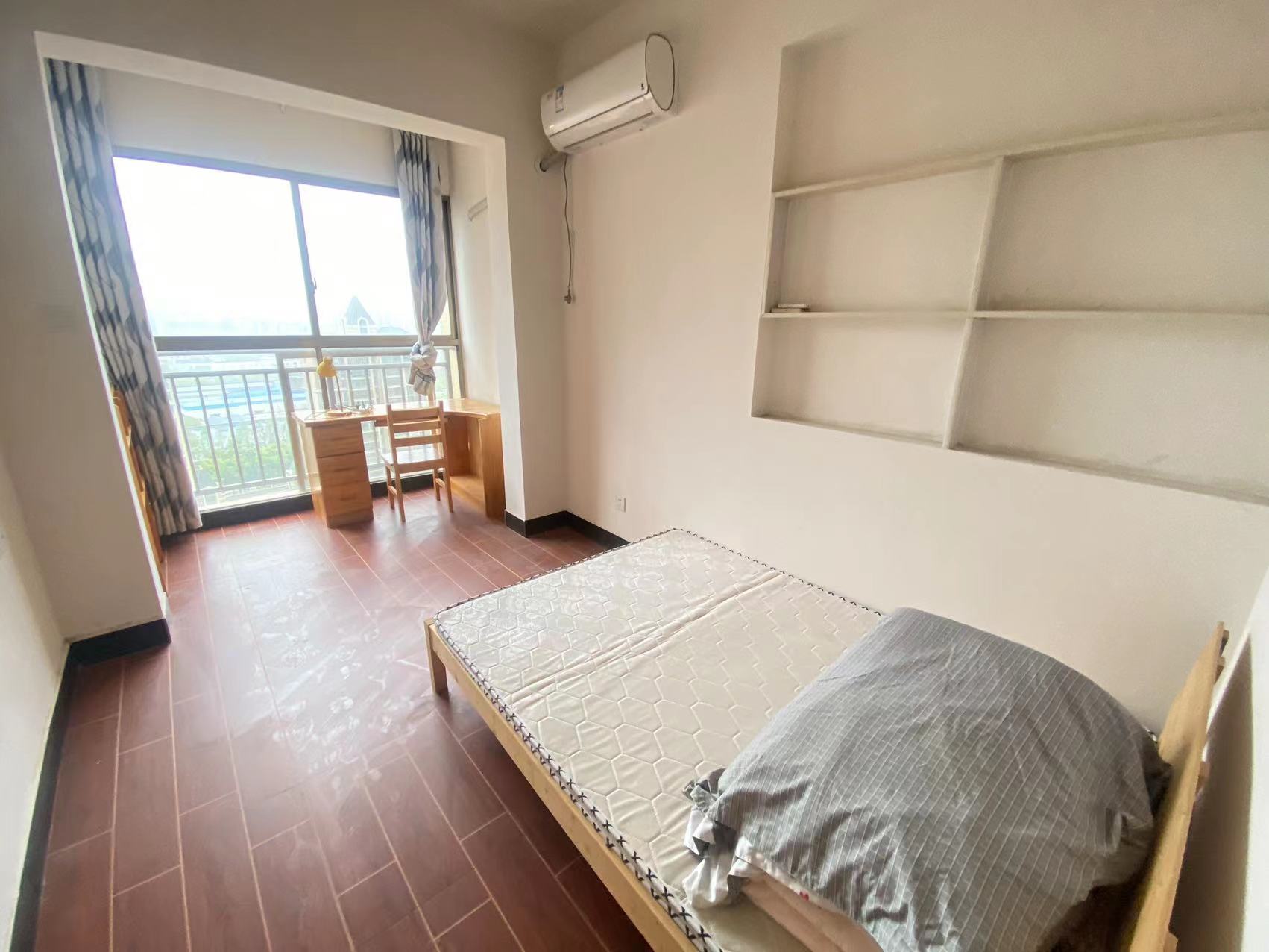 奥园广场 3室2厅2卫 78.0万 奥园广场 3室2厅2卫 78.0万客厅