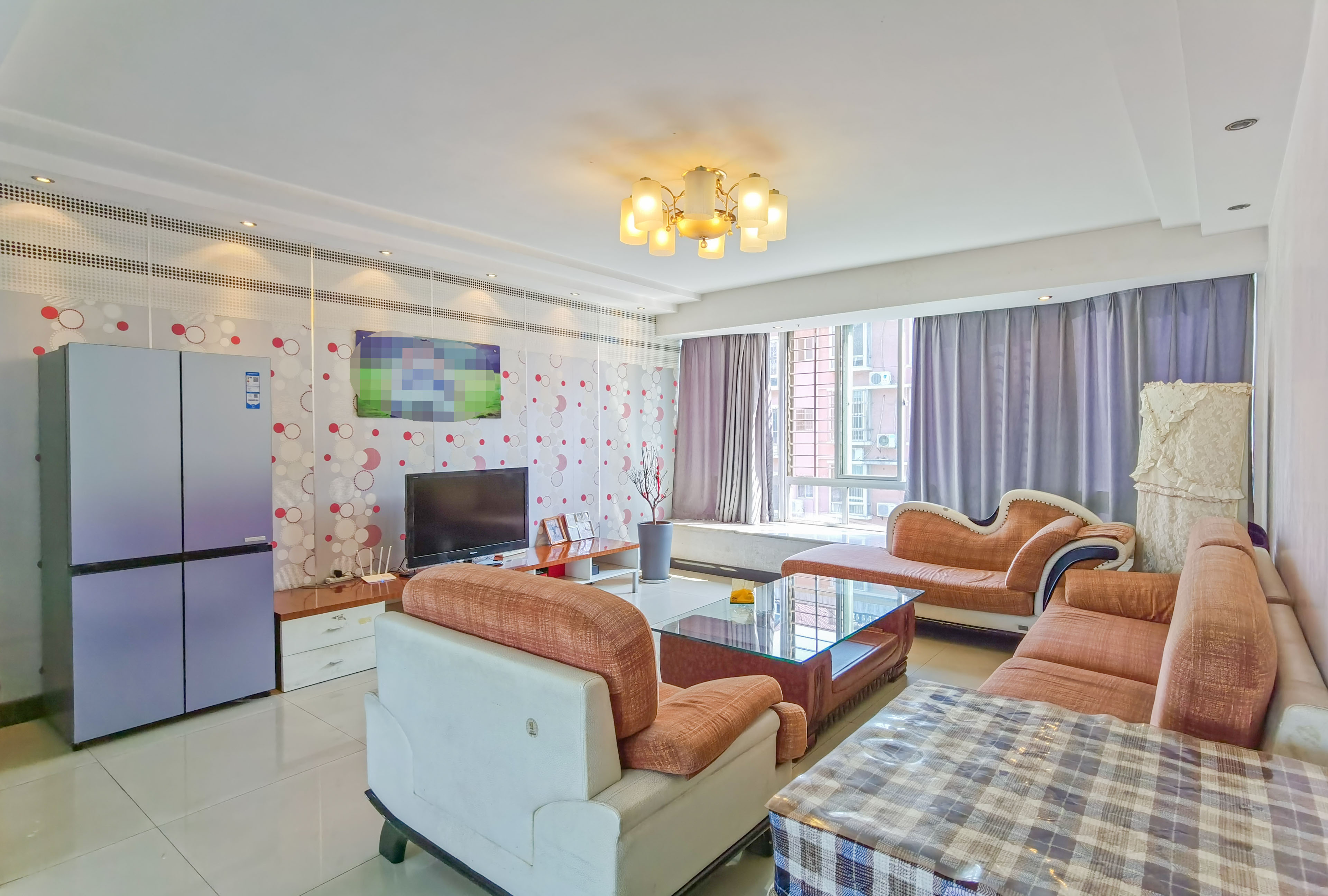 法院小区  4室2厅1卫    92.0万 法院小区  4室2厅1卫    92.0万客厅