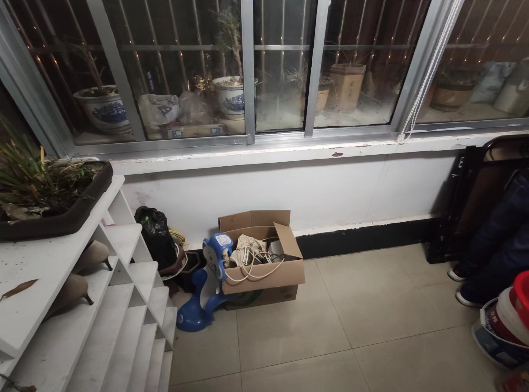 新华二村 2室1厅1卫 30.0万 新华二村 2室1厅1卫 30.0万客厅