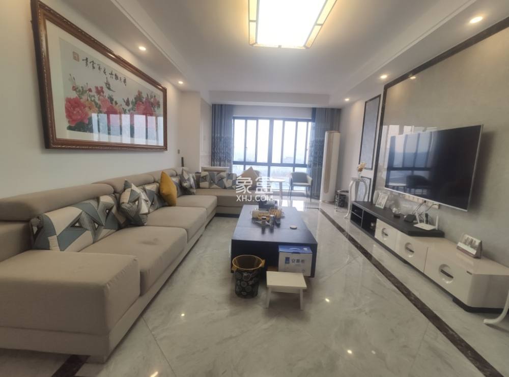 东鼎紫园  3室2厅2卫   95.00万