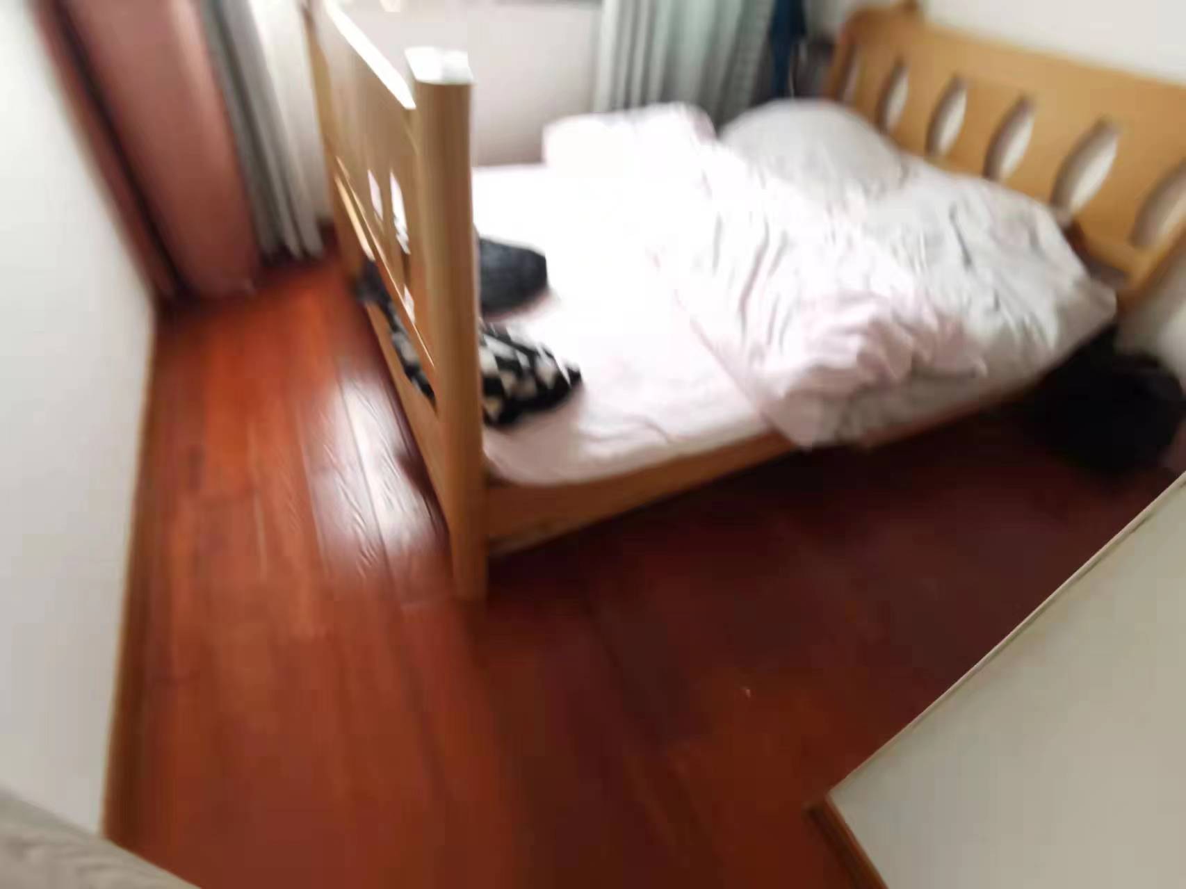 岭秀天下  2室2厅1卫    47.8万 岭秀天下  2室2厅1卫    47.8万客厅