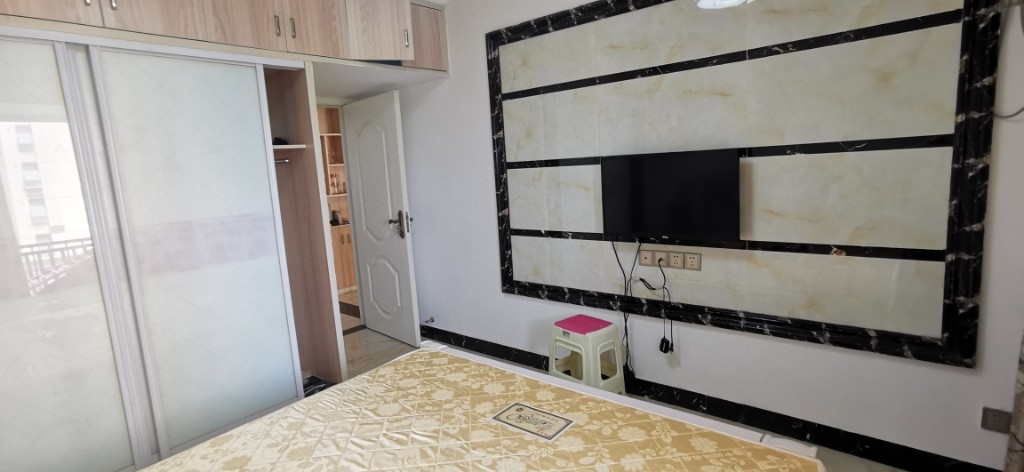 佳兆业金域天下三期 2室2厅1卫 35.0万 佳兆业金域天下三期 2室2厅1卫 35.0万客厅