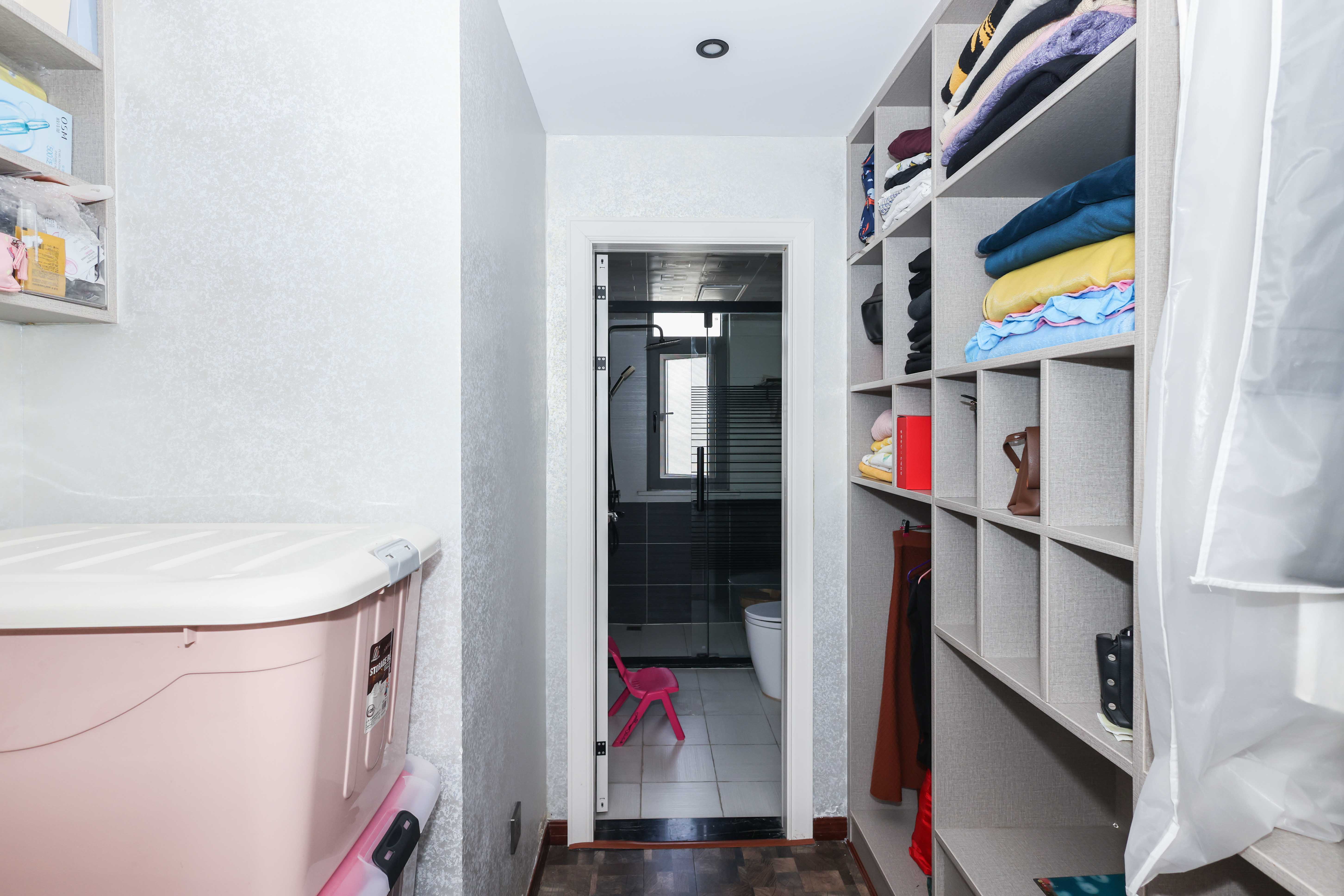 中建梅溪湖中心  4室2廳3衛(wèi)    360.0萬(wàn)陽(yáng)臺(tái)