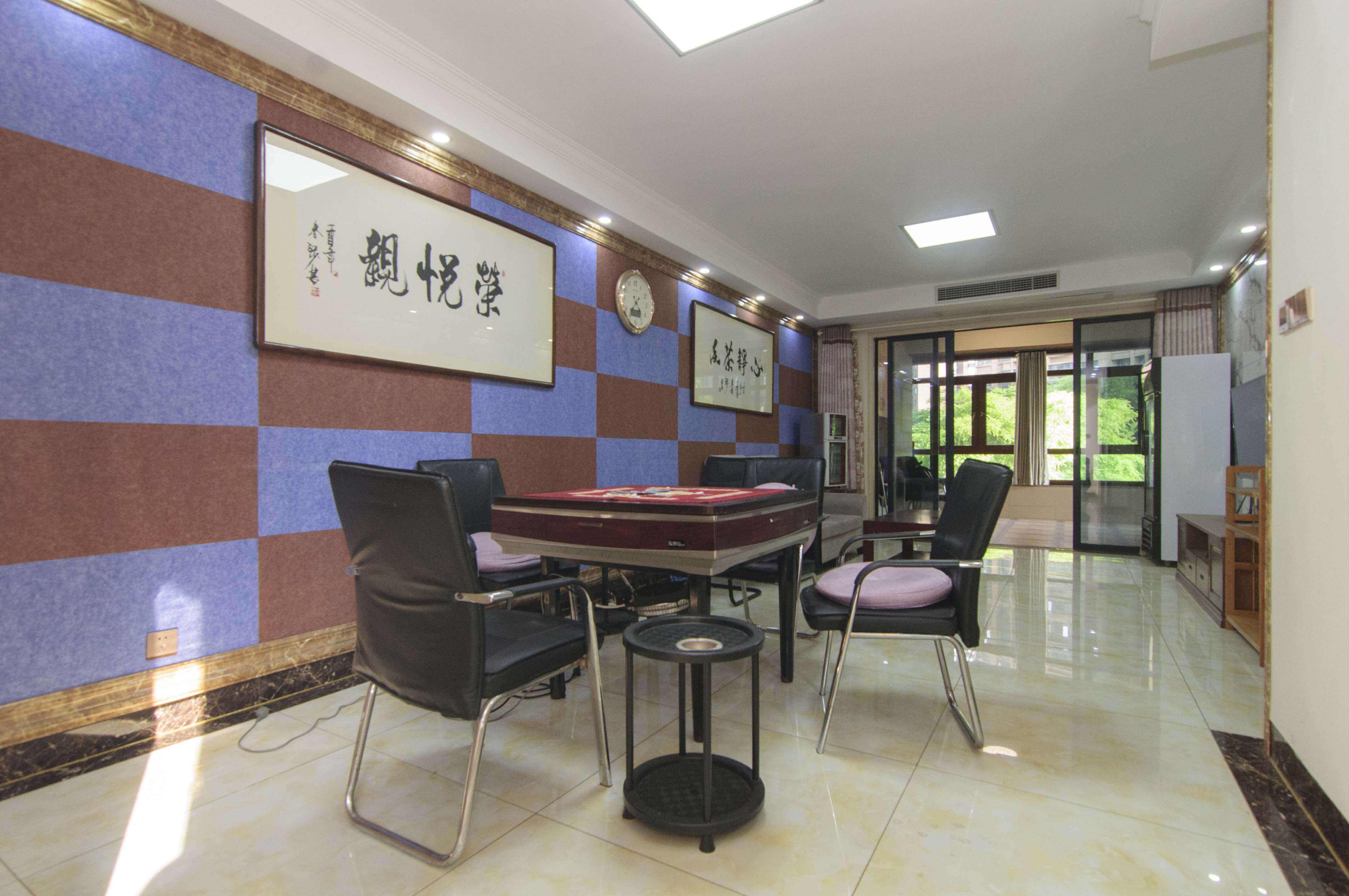 荣悦台  3室2厅1卫   200.00万客厅