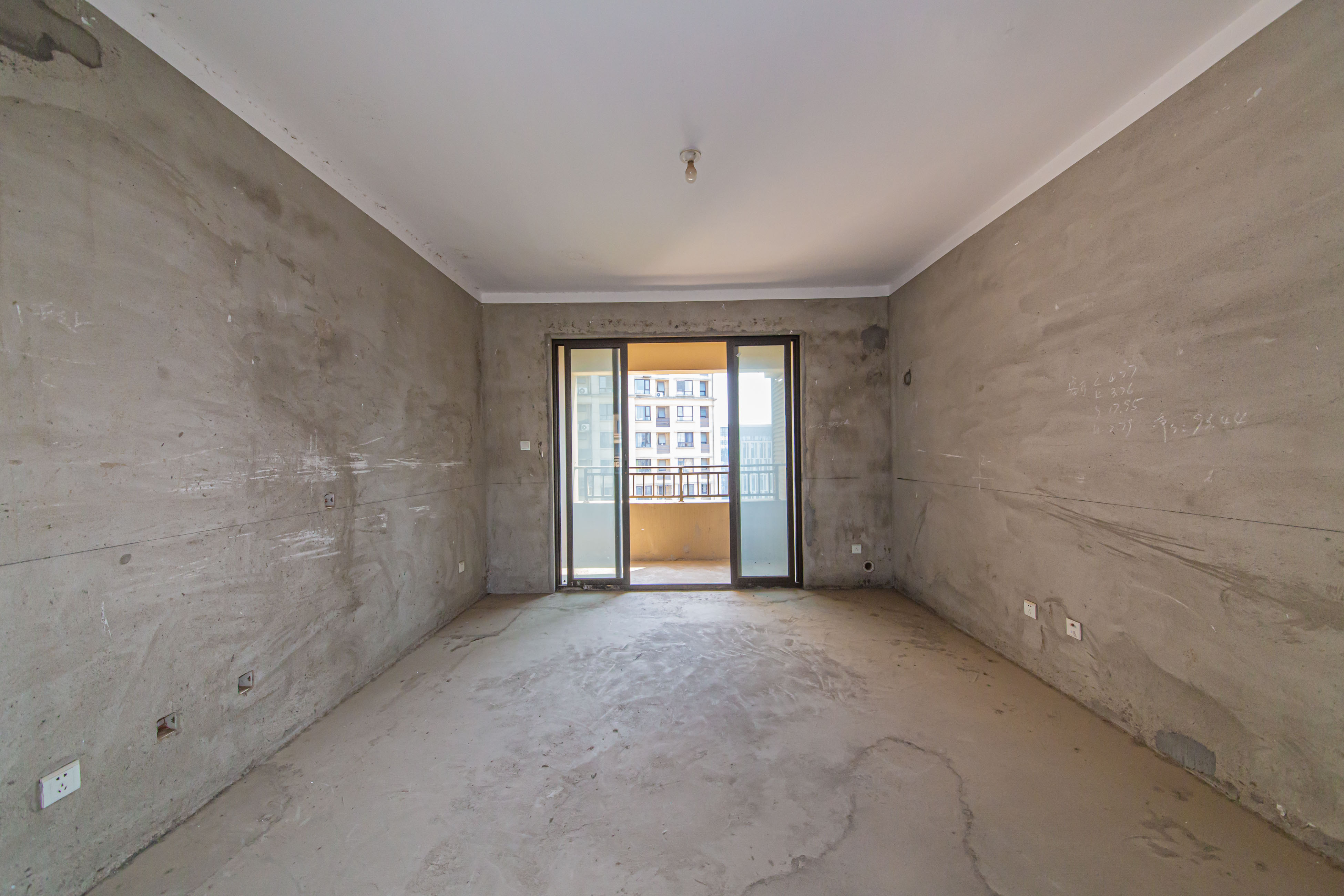 北辰中央公园B区  4室2厅2卫    138.0万室内图1