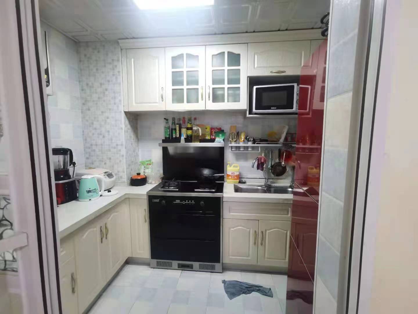 圣华名城建设北路110号 2室2厅1卫 27.8万 圣华名城建设北路110号 2室2厅1卫 27.8万客厅