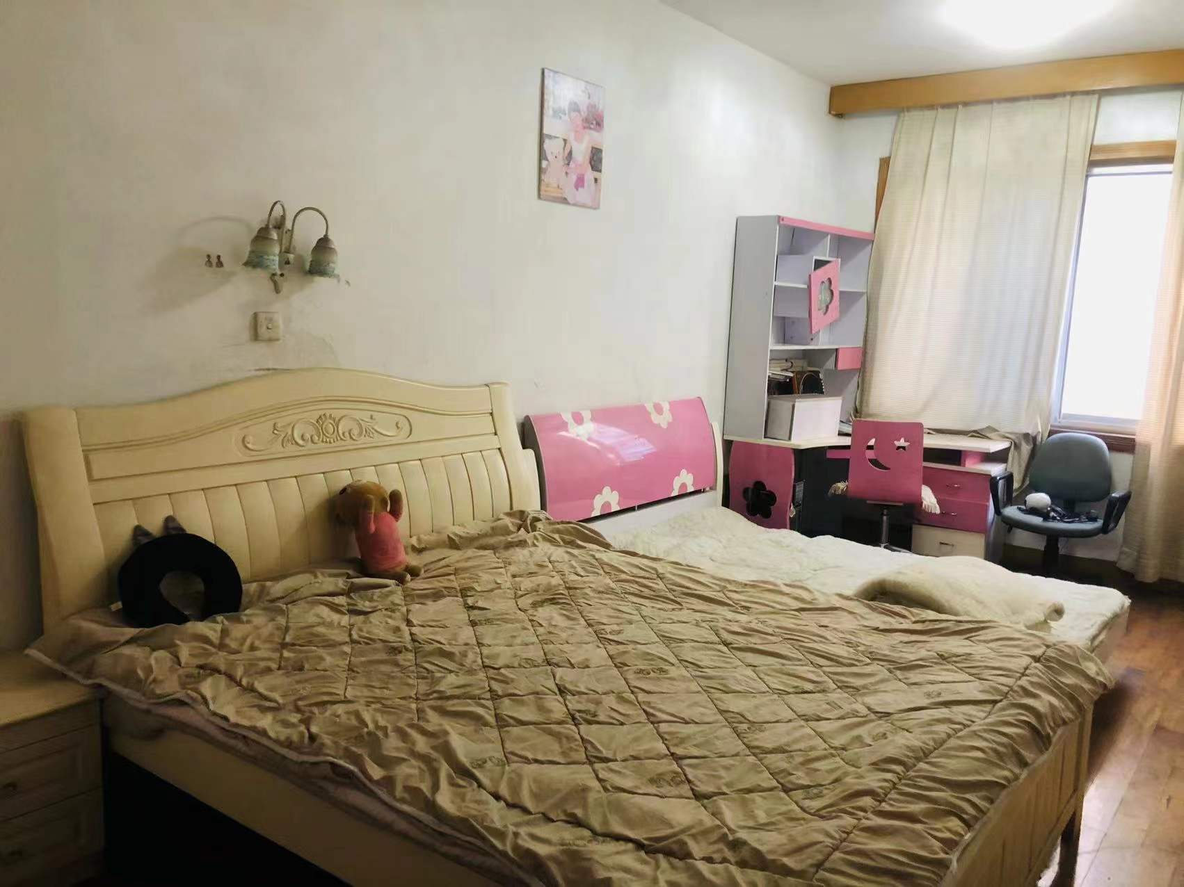 合泰小区  3室2厅1卫    60.0万 合泰小区  3室2厅1卫    60.0万客厅