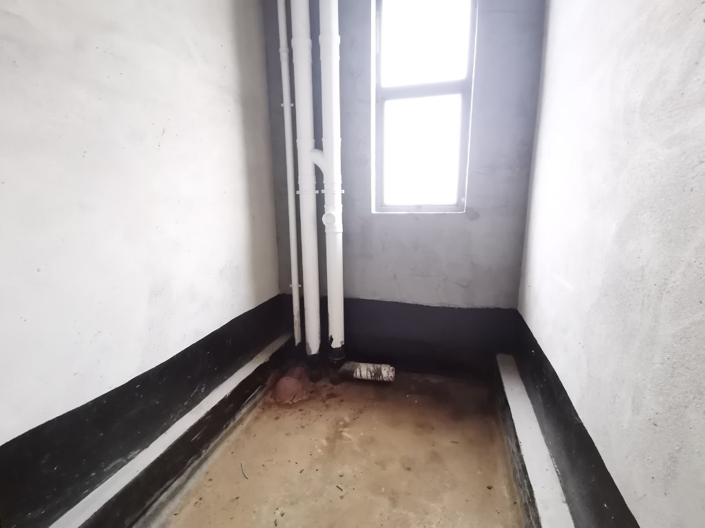 都市兰亭 3室2厅2卫 56.0万 都市兰亭 3室2厅2卫 56.0万客厅