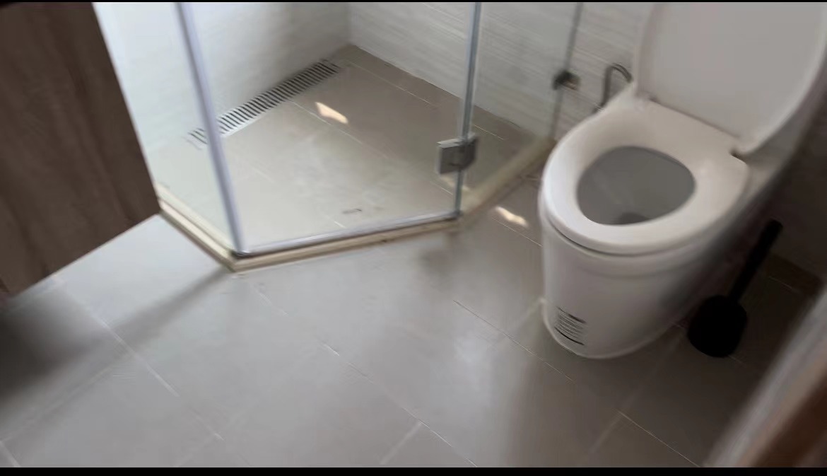 东部美的城 4室2厅2卫 108.0万 东部美的城 4室2厅2卫 108.0万客厅