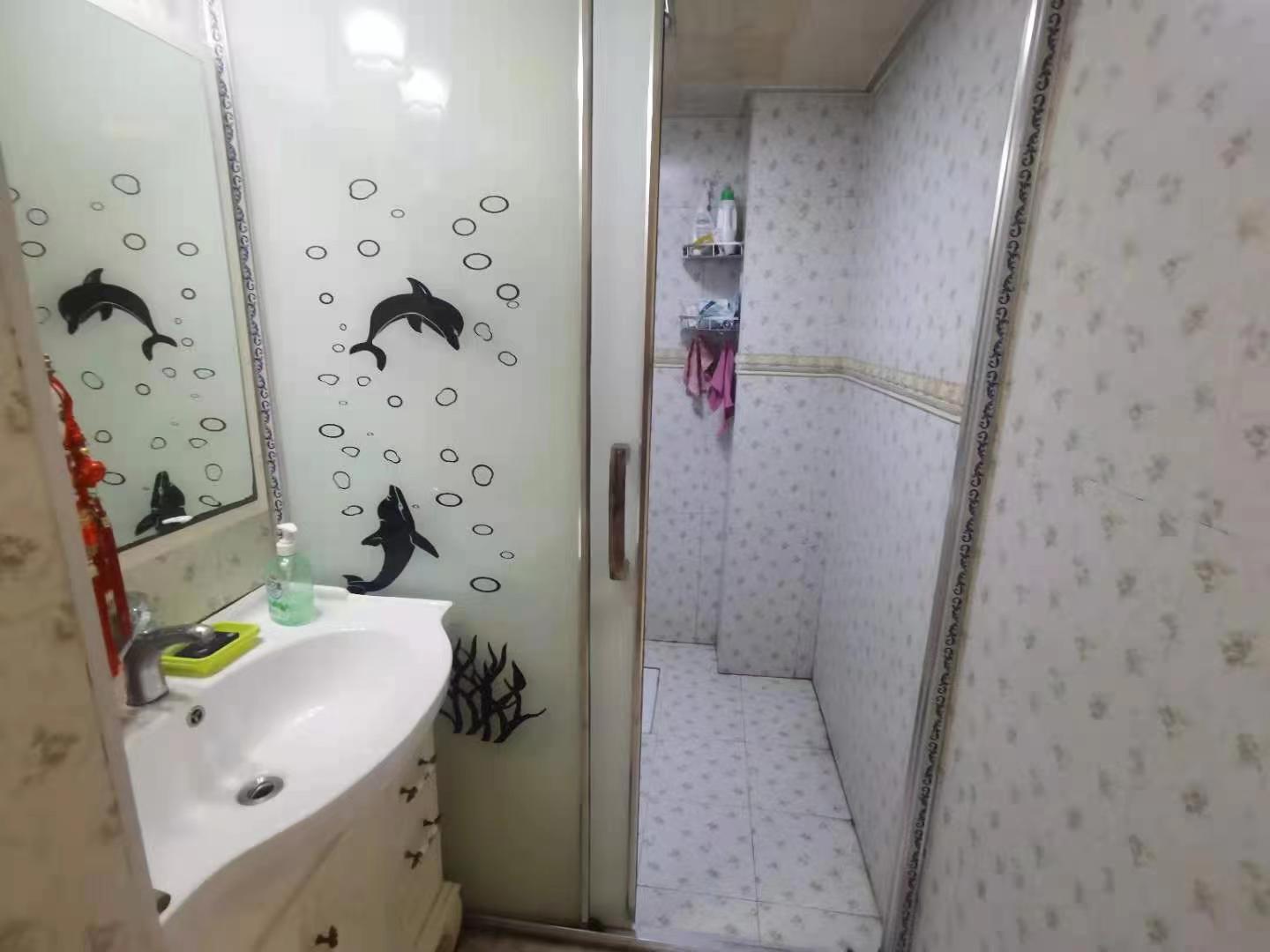 圣华名城建设北路110号 2室2厅1卫 27.8万 圣华名城建设北路110号 2室2厅1卫 27.8万客厅