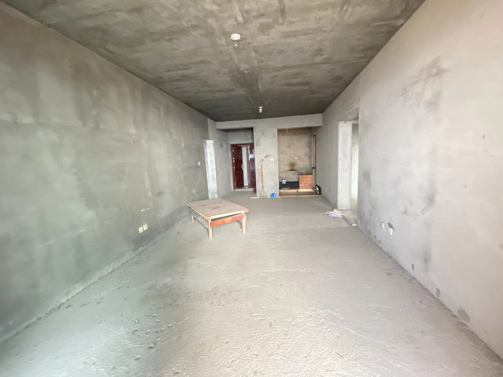 城市公园  2室1厅1卫    31.8万 城市公园  2室1厅1卫    31.8万客厅