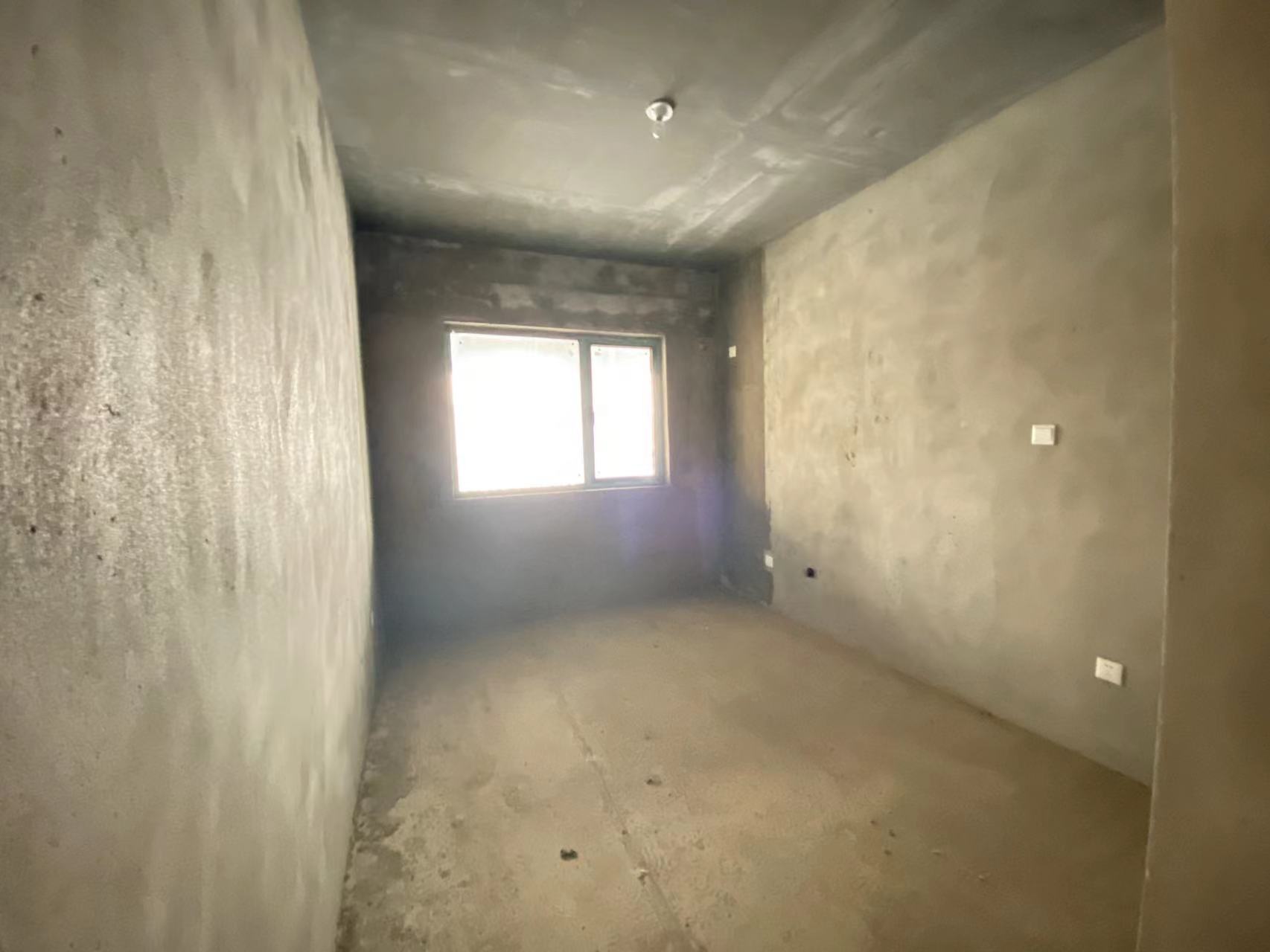 城市公园 3室2厅2卫 35.6万 城市公园 3室2厅2卫 35.6万客厅