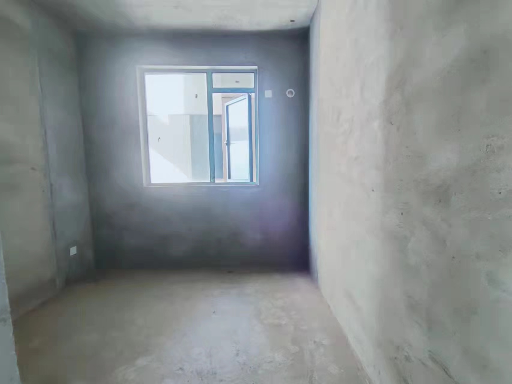 流金岁月-华晨国际 3室2厅1卫 74.5万 流金岁月-华晨国际 3室2厅1卫 74.5万客厅