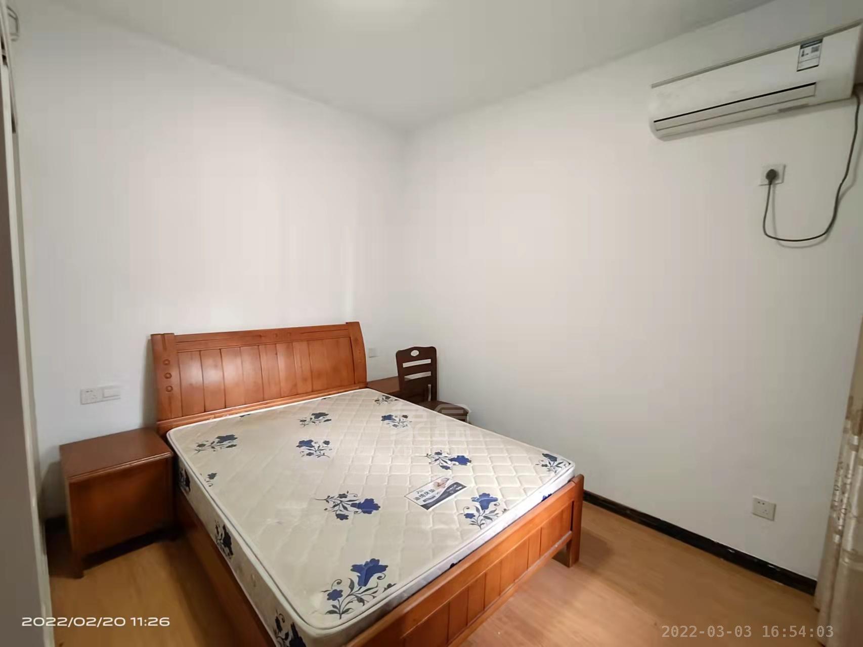 凯旋名门人民中路1006号 3室2厅1卫 68.0万 凯旋名门人民中路1006号 3室2厅1卫 68.0万客厅