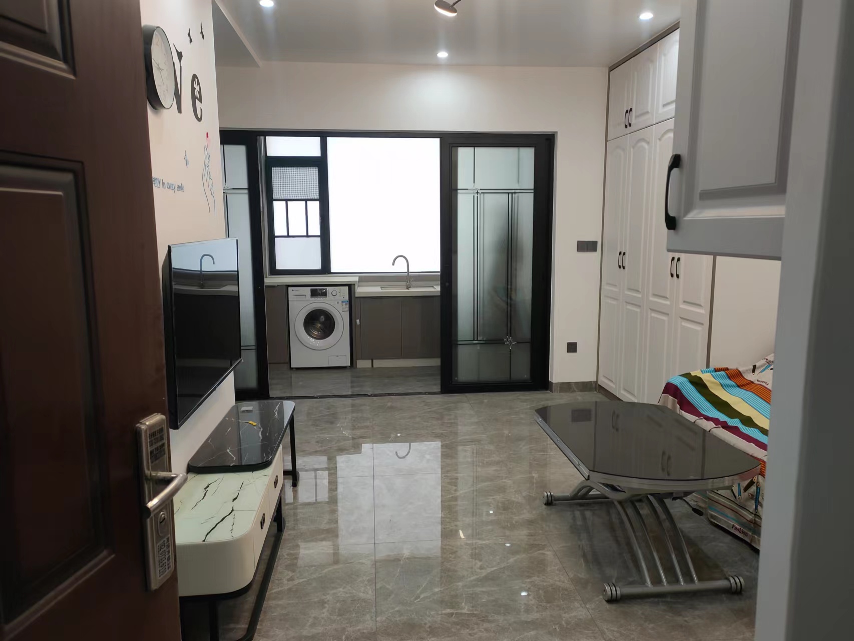 城市公园 1室1厅1卫 34.5万 城市公园 1室1厅1卫 34.5万客厅