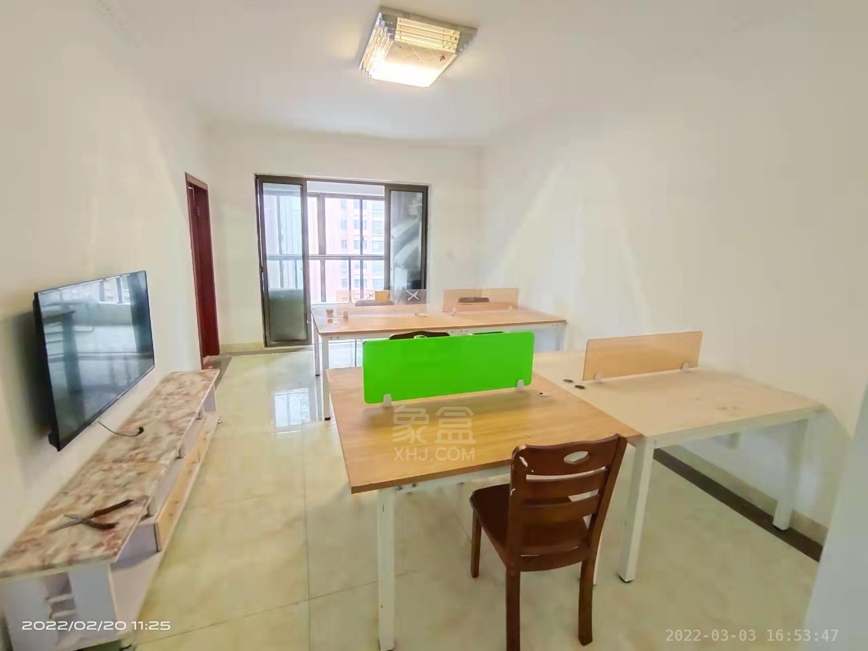 凯旋名门人民中路1006号 3室2厅1卫 68.0万 凯旋名门人民中路1006号 3室2厅1卫 68.0万客厅