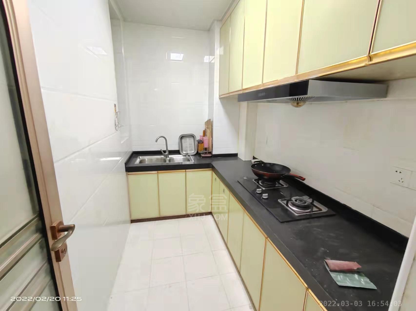 凯旋名门人民中路1006号 3室2厅1卫 68.0万 凯旋名门人民中路1006号 3室2厅1卫 68.0万客厅