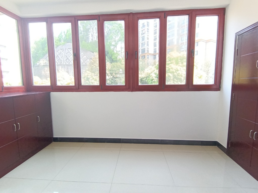 地税新村 3室2厅2卫 80.8万 地税新村 3室2厅2卫 80.8万客厅