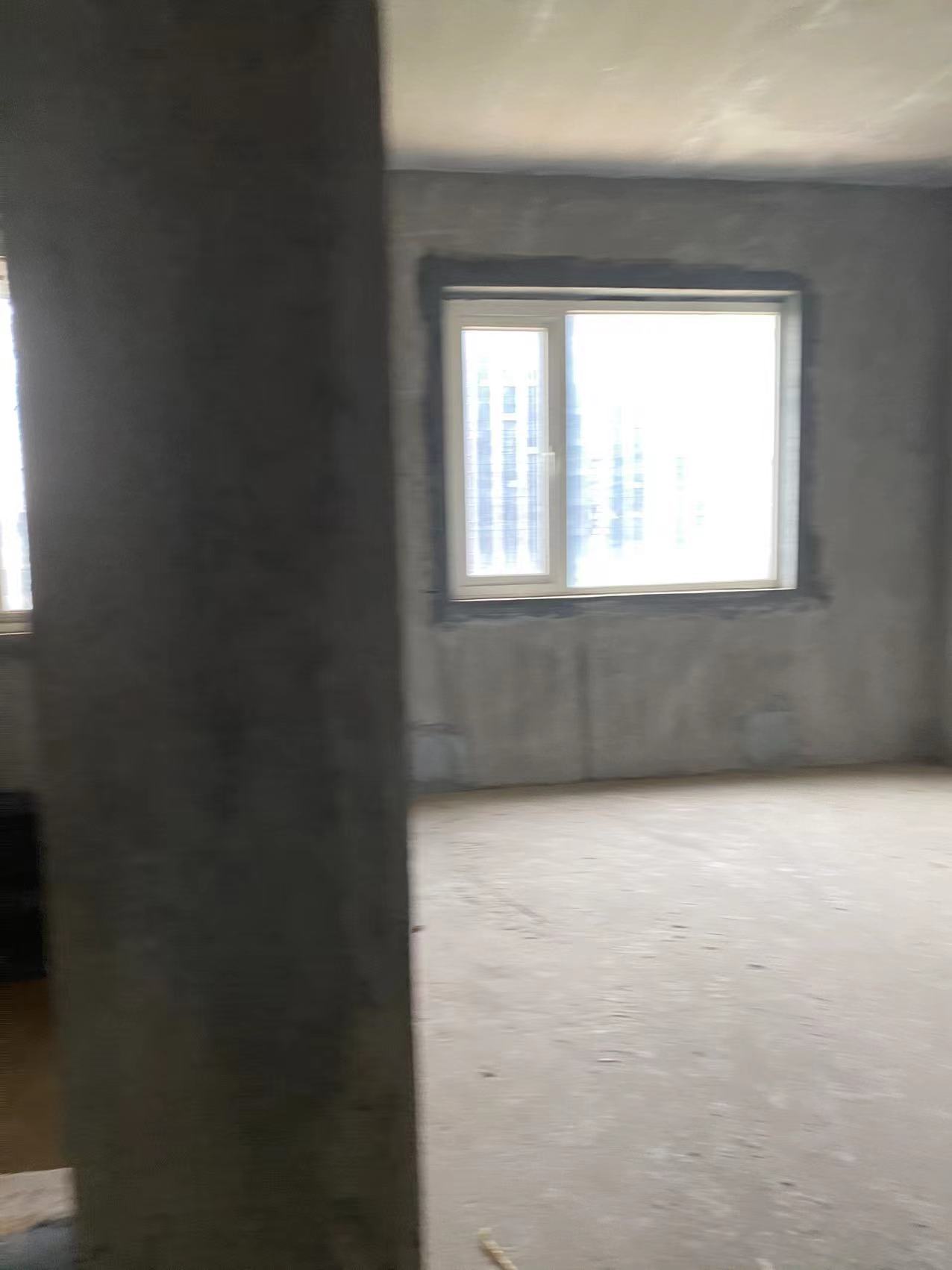 九八缔景城 4室2厅2卫 70.0万 九八缔景城 4室2厅2卫 70.0万客厅