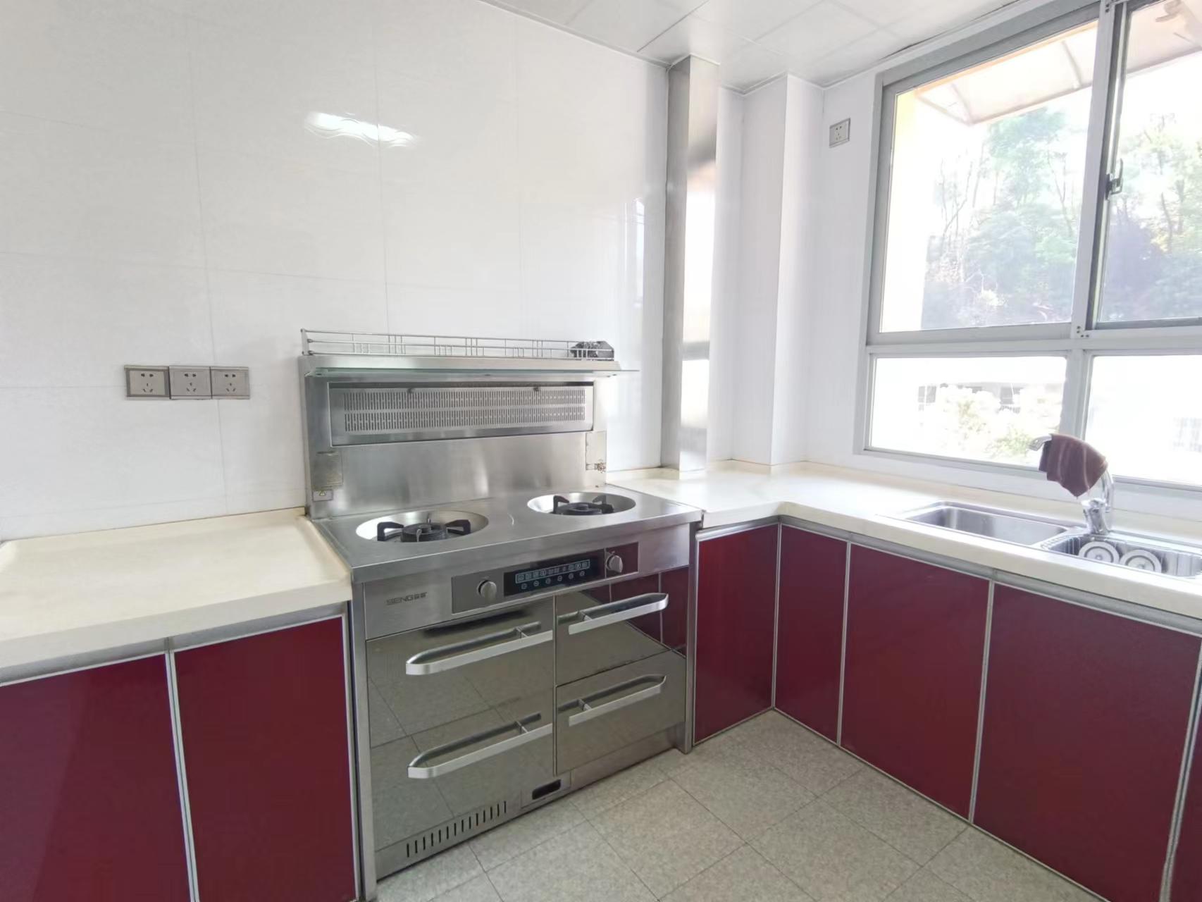 地税新村 3室2厅2卫 80.8万 地税新村 3室2厅2卫 80.8万客厅