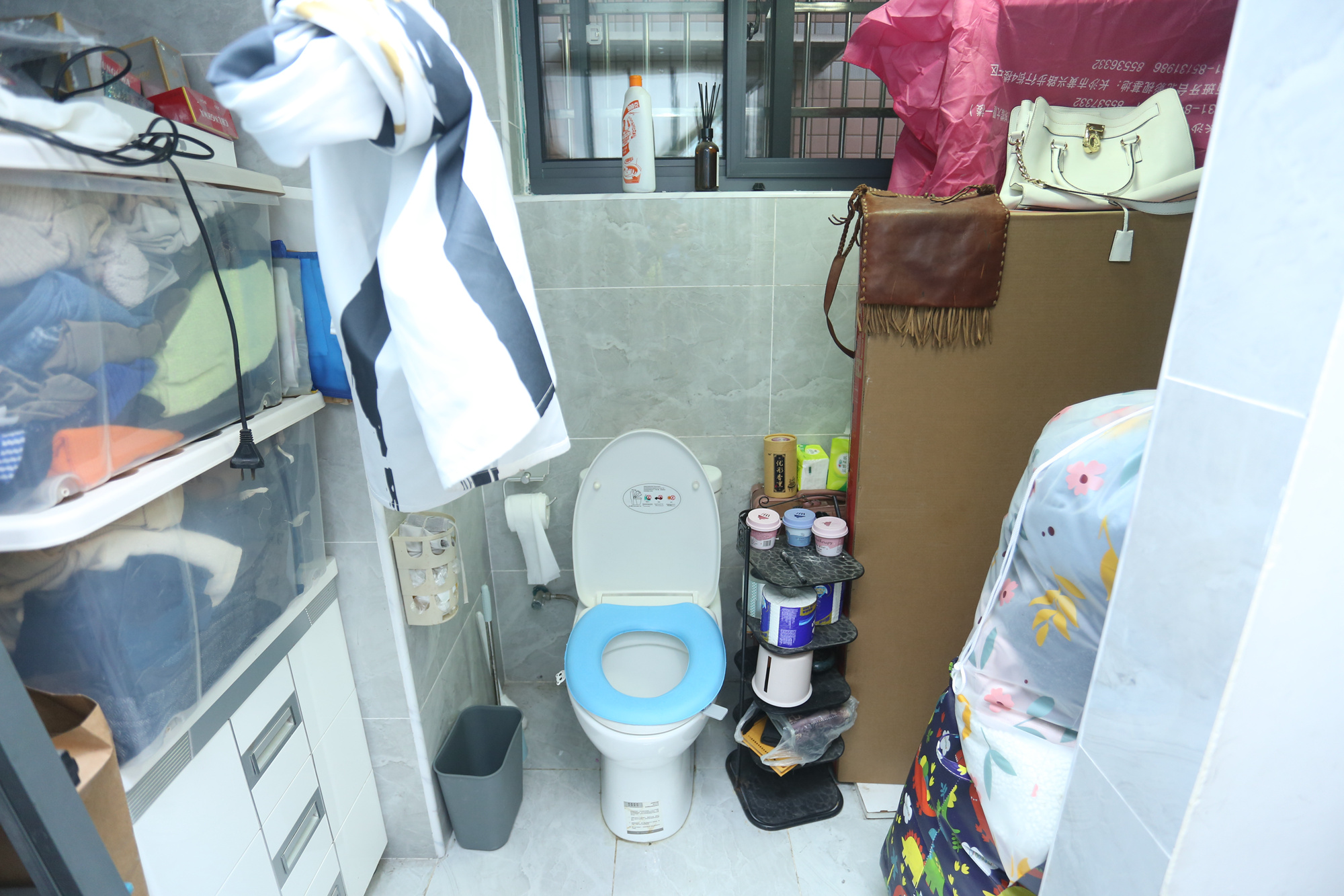 西南明苑  3室2厅1卫   159.80万卫生间