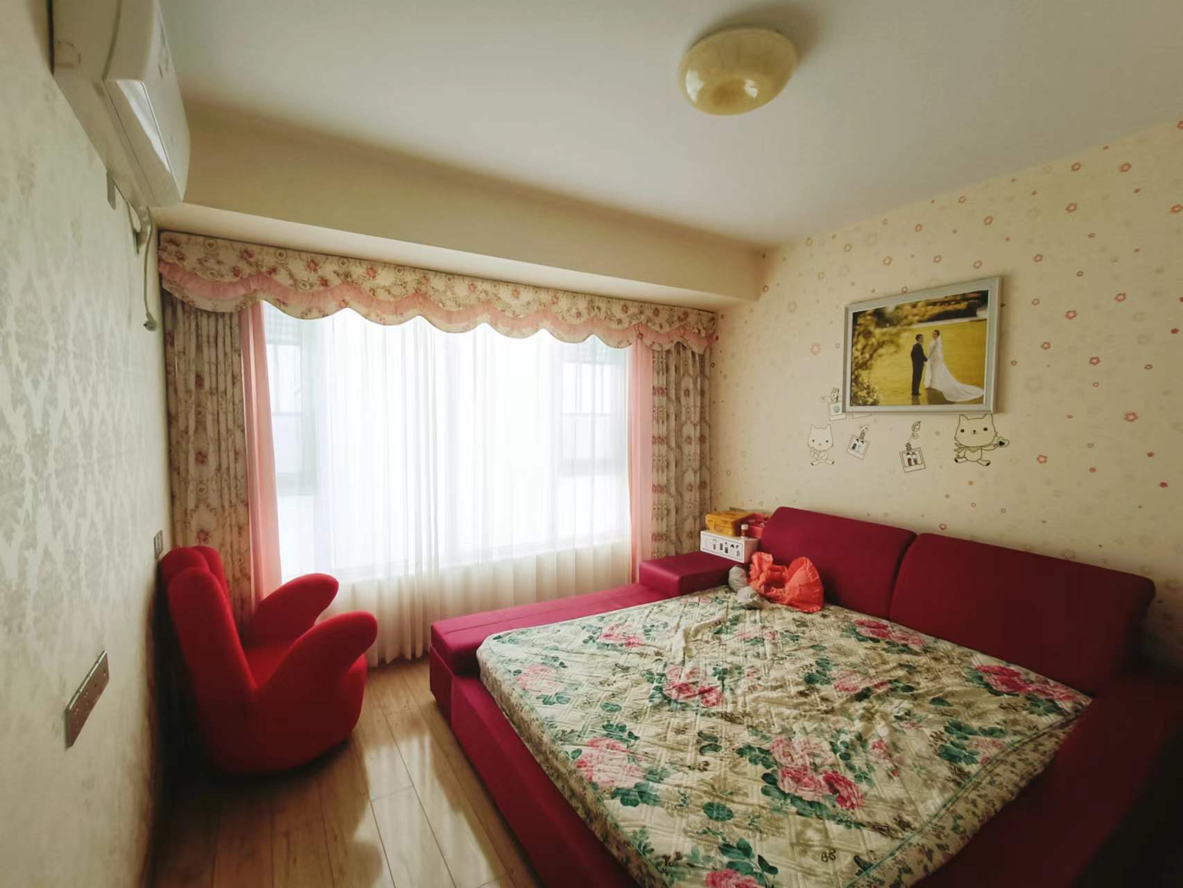 佳兆业金域天下三期 3室2厅2卫 70.0万 佳兆业金域天下三期 3室2厅2卫 70.0万客厅