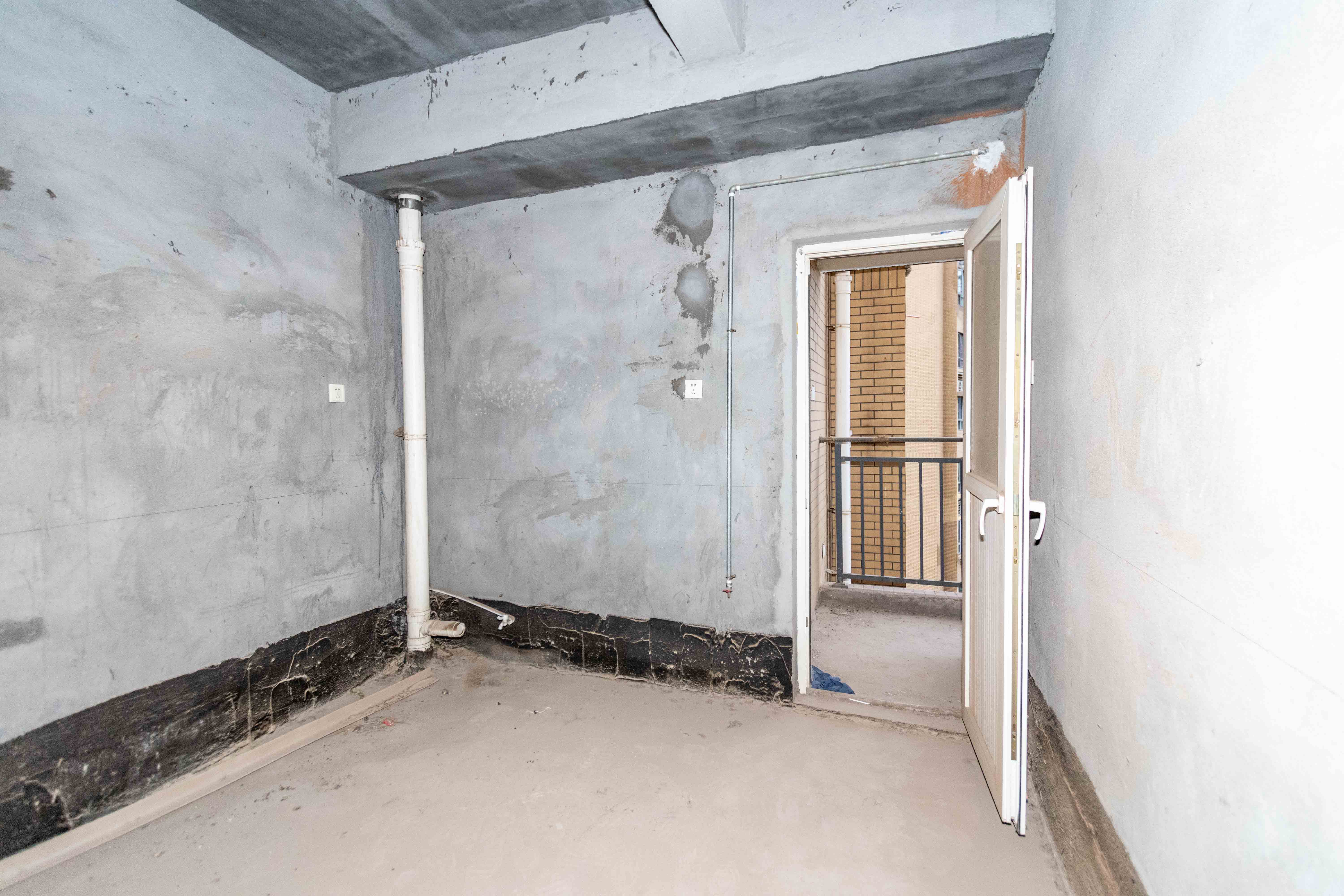 嘉华城（一期）  4室2厅2卫    189.0万其他