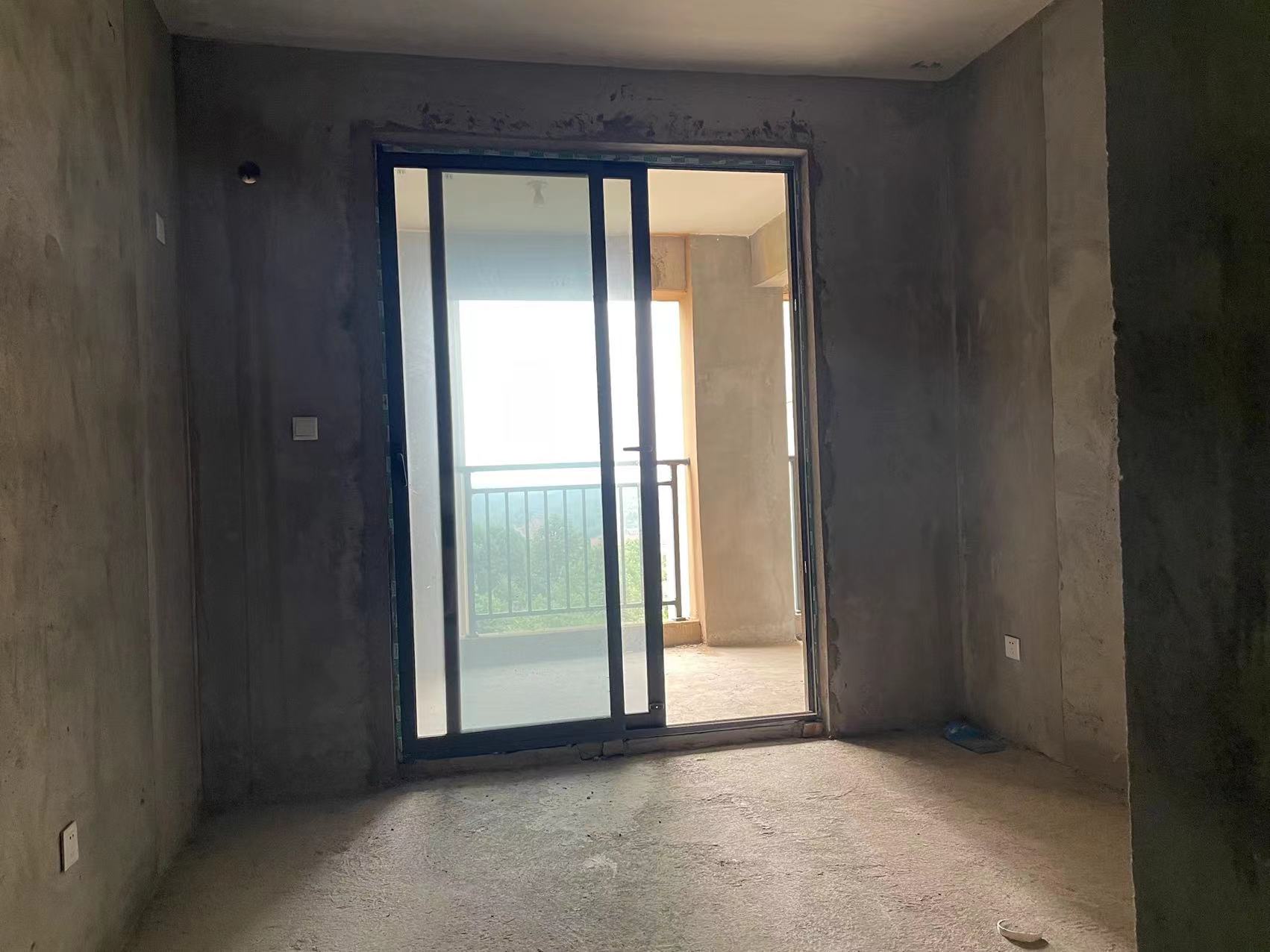 青龙湾(中央小镇) 3室2厅2卫 78.0万 青龙湾(中央小镇) 3室2厅2卫 78.0万客厅