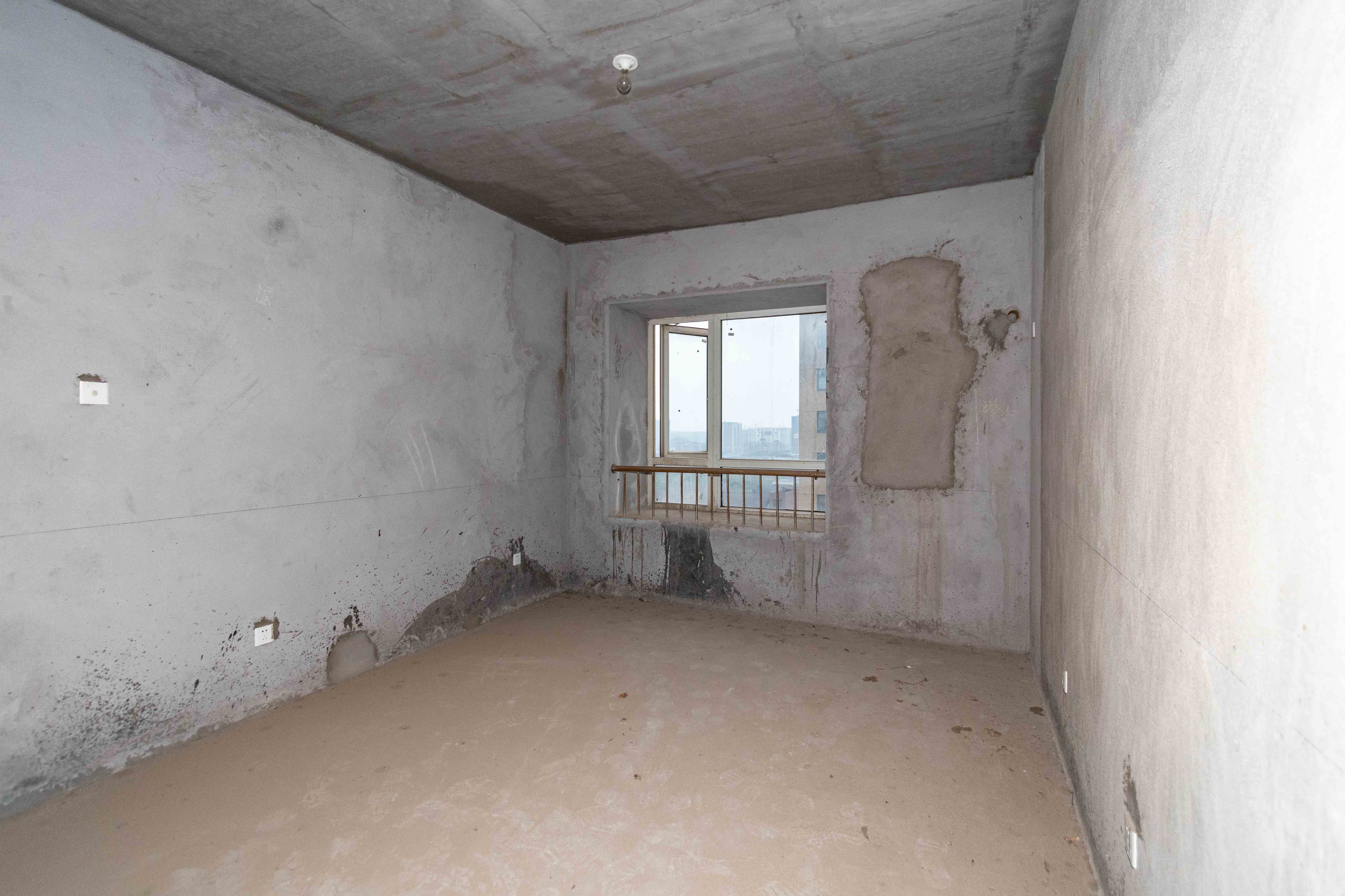 嘉华城（一期）  4室2厅2卫    189.0万其他