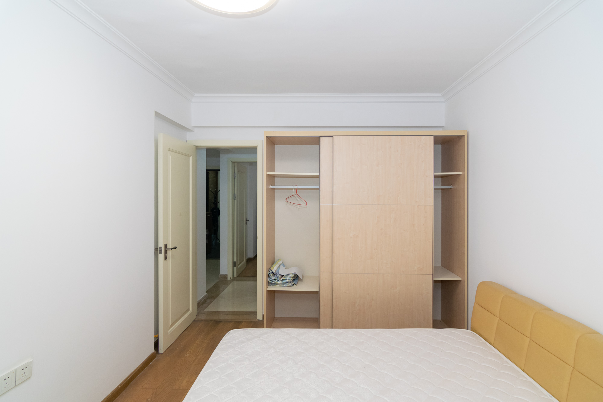 时代倾城一期  2室2厅1卫    83.0万卧室