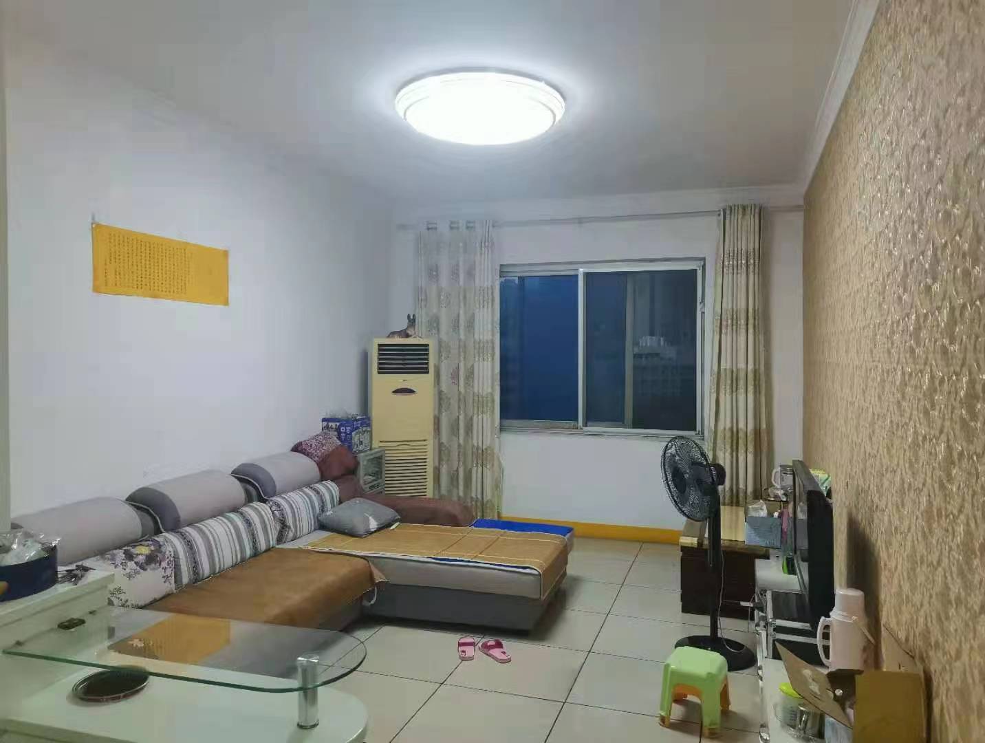 耀华新村  3室2厅1卫    51.8万 耀华新村  3室2厅1卫    51.8万