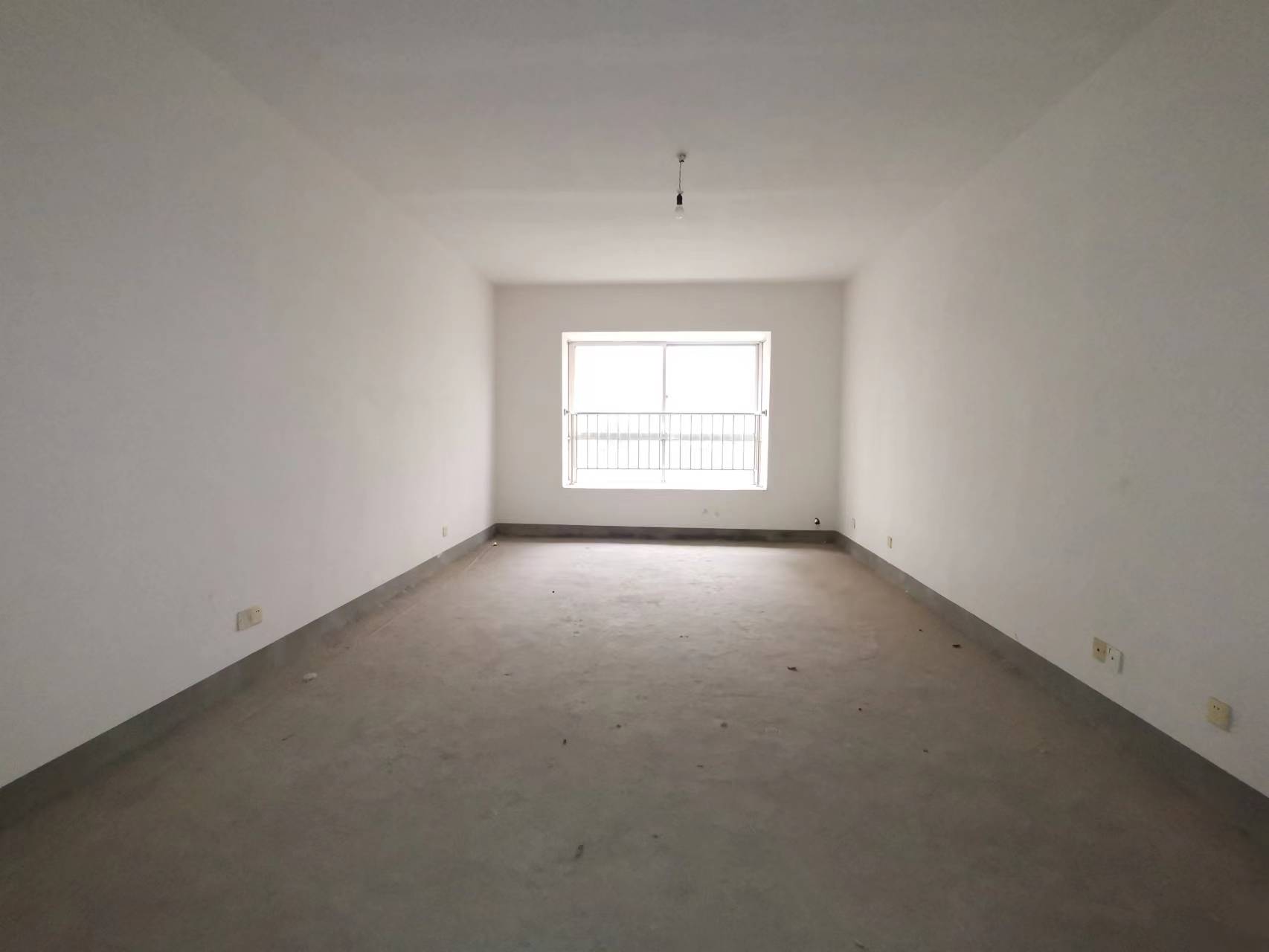 兴湖家园 2室2厅1卫 39.8万 兴湖家园 2室2厅1卫 39.8万客厅