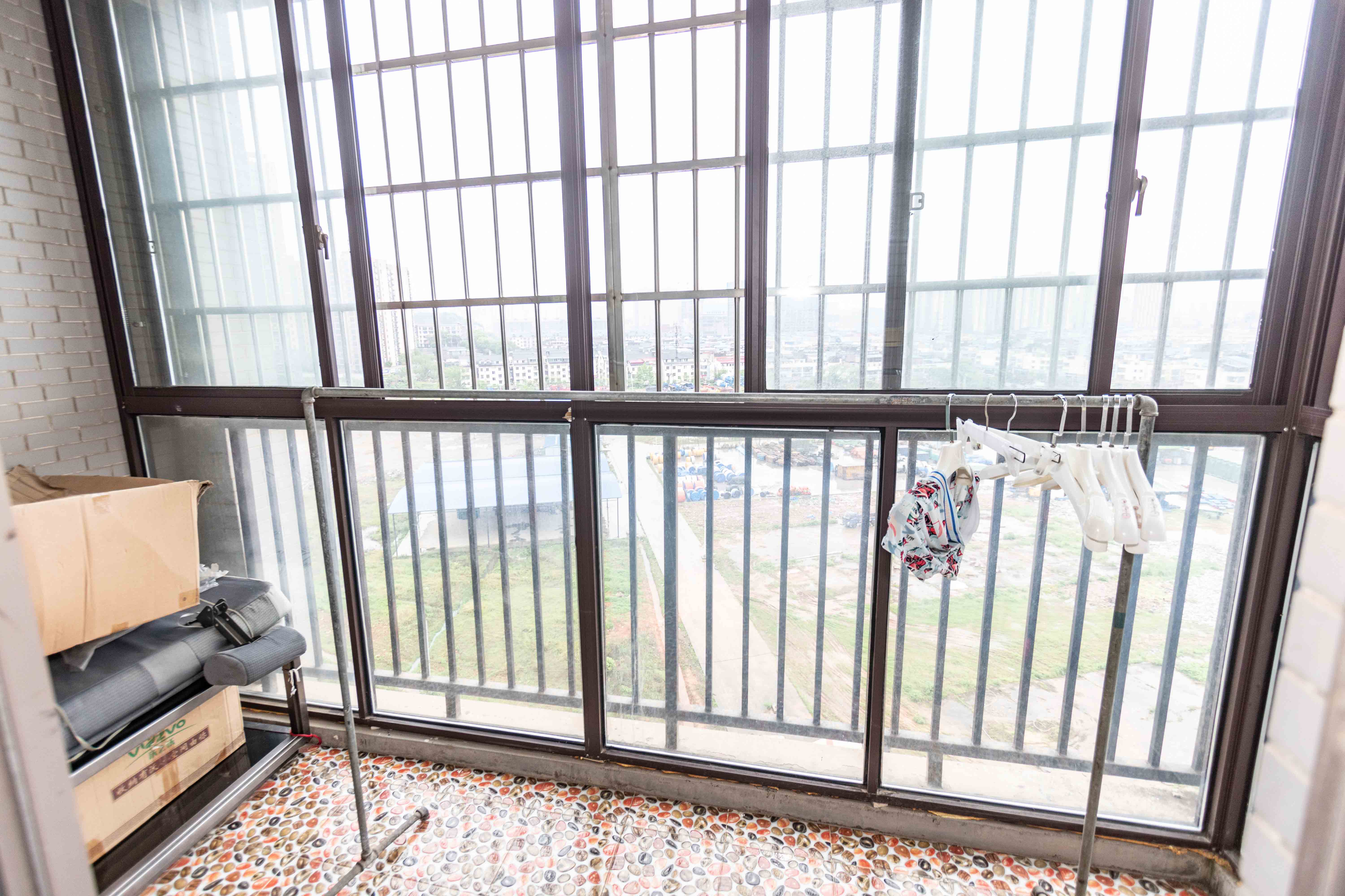 德庆水韵山城 2室2厅1卫 68.0万 德庆水韵山城 2室2厅1卫 68.0万阳台