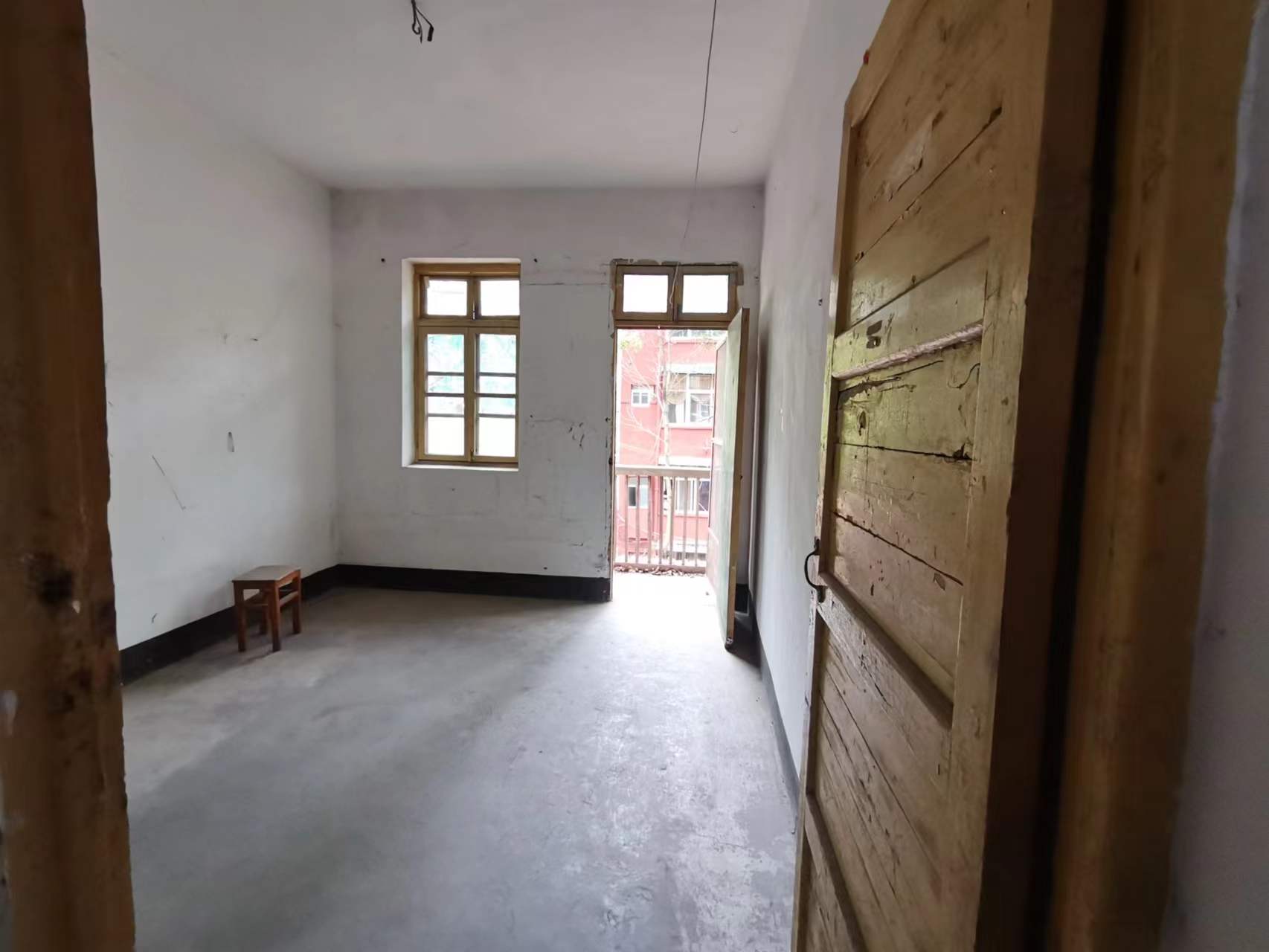 黄家塘 2室1厅1卫 25.0万 黄家塘 2室1厅1卫 25.0万客厅