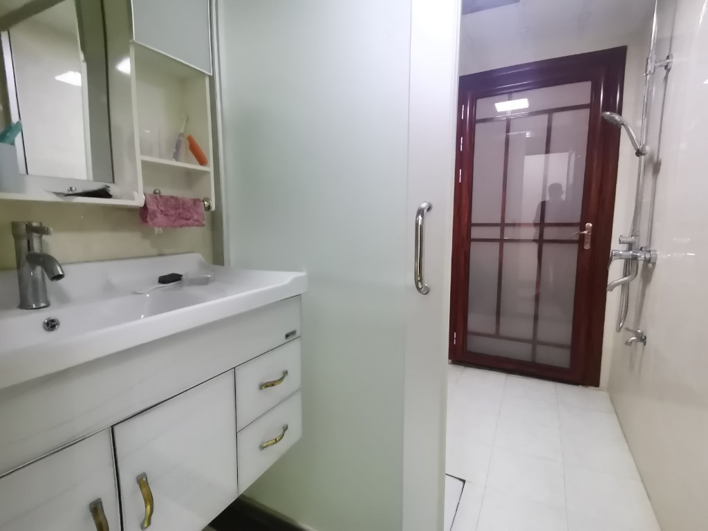 香博堡 3室2厅2卫 85.0万 香博堡 3室2厅2卫 85.0万客厅