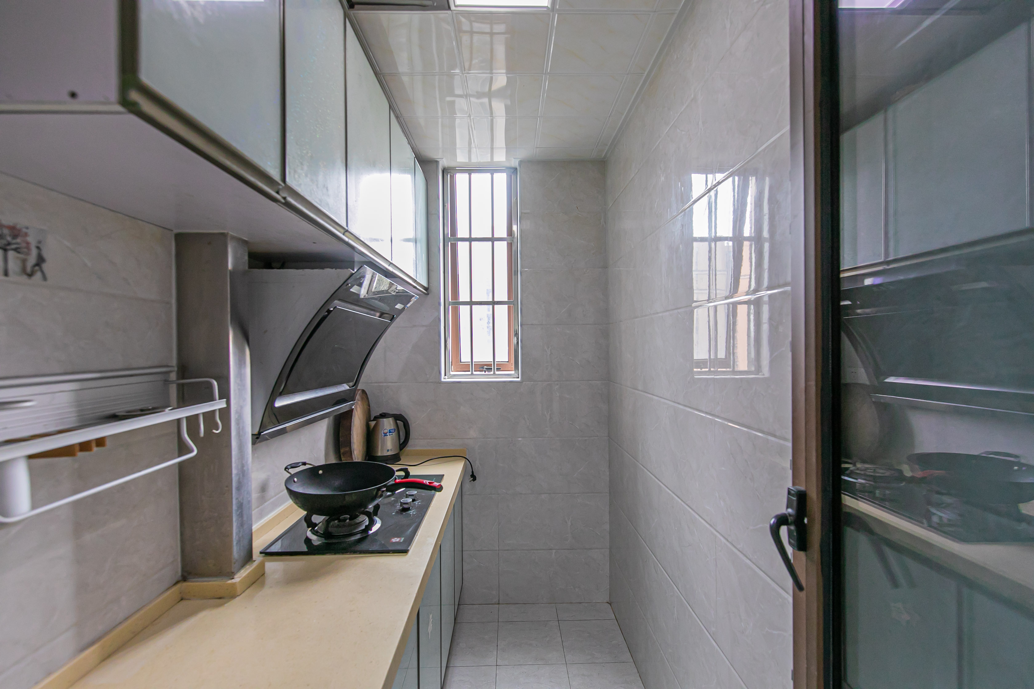 湖湾世景  2室1厅1卫    55.0万厨房