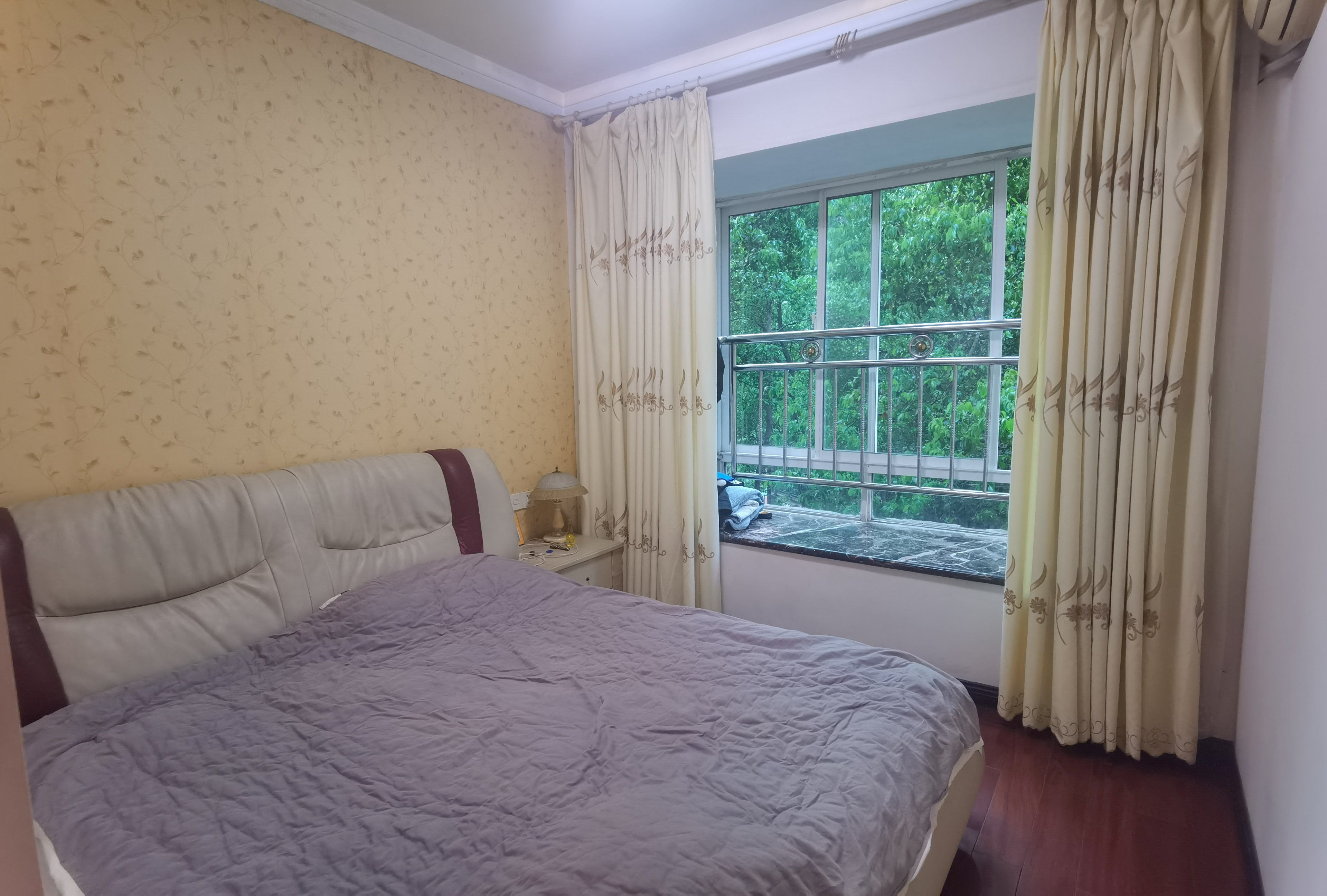 湘银二期世纪花园 3室2厅2卫 82.8万 湘银二期世纪花园 3室2厅2卫 82.8万客厅