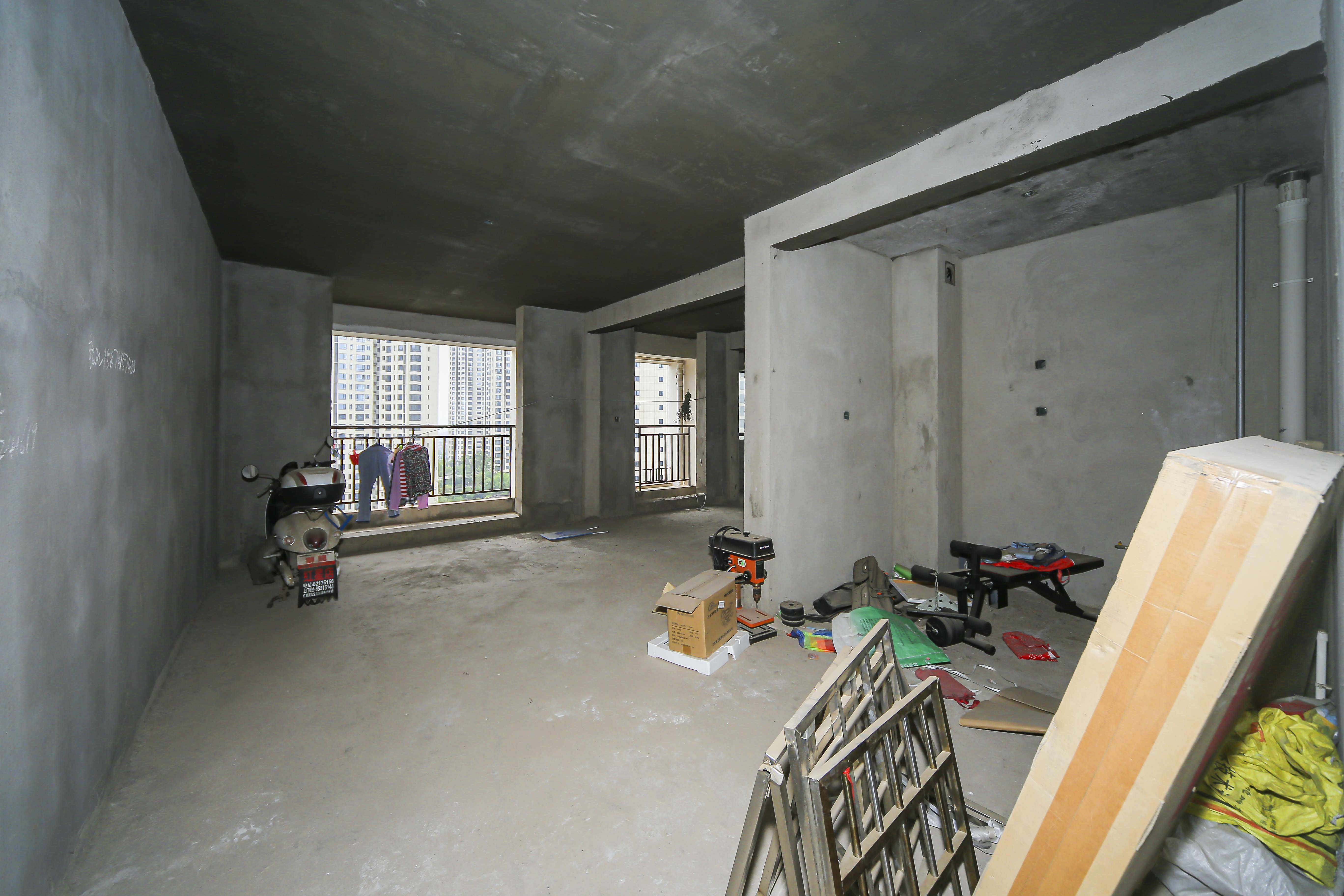 枫华府第  4室2厅2卫    87.86万其他
