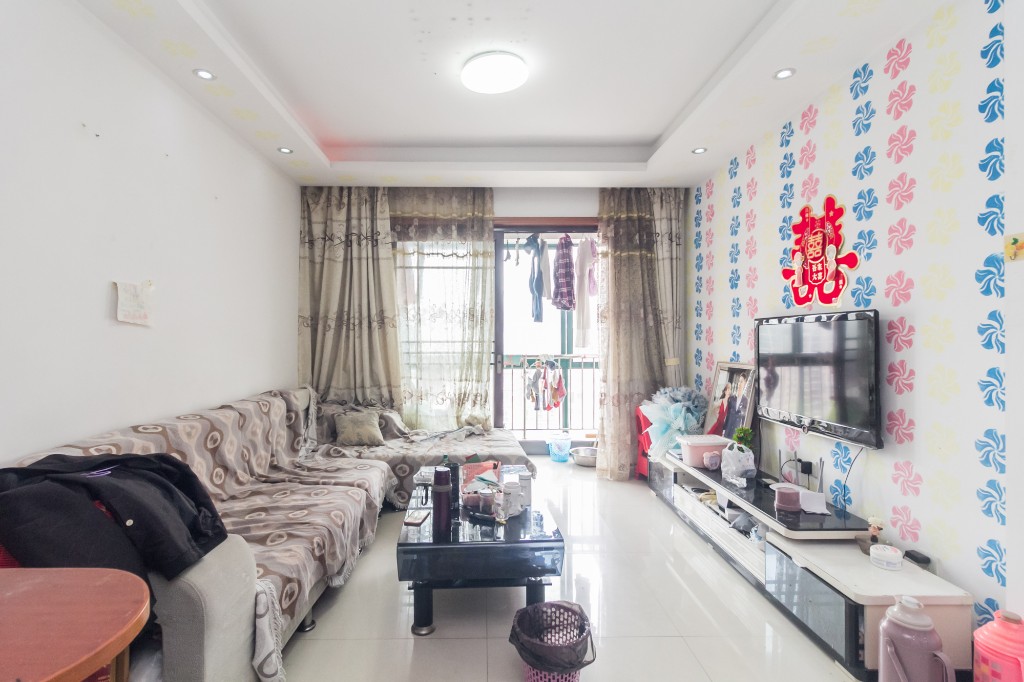 华天LOHO小镇 2室2厅1卫 45.0万 华天LOHO小镇 2室2厅1卫 45.0万客厅