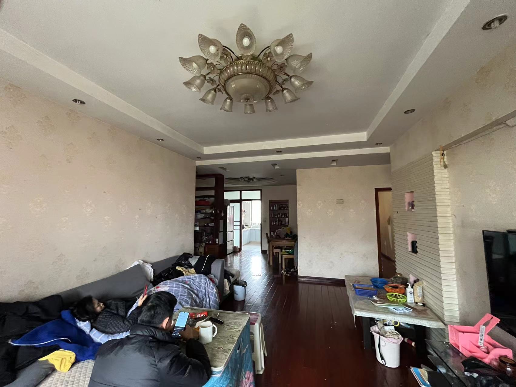 恒丰小区 3室2厅2卫 50.0万 恒丰小区 3室2厅2卫 50.0万客厅